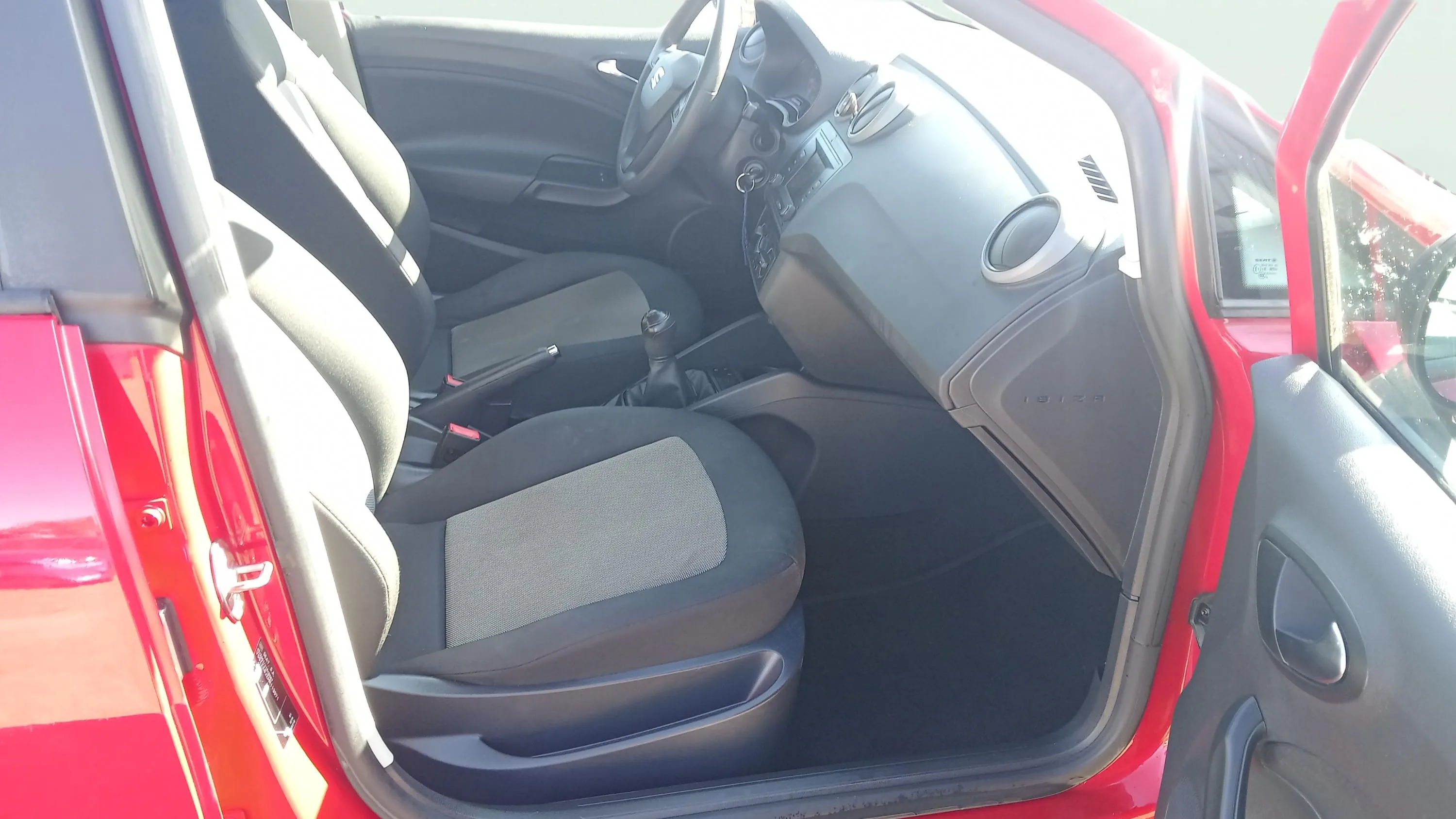 SEAT Ibiza 1.2 TSI Reference - foto 17