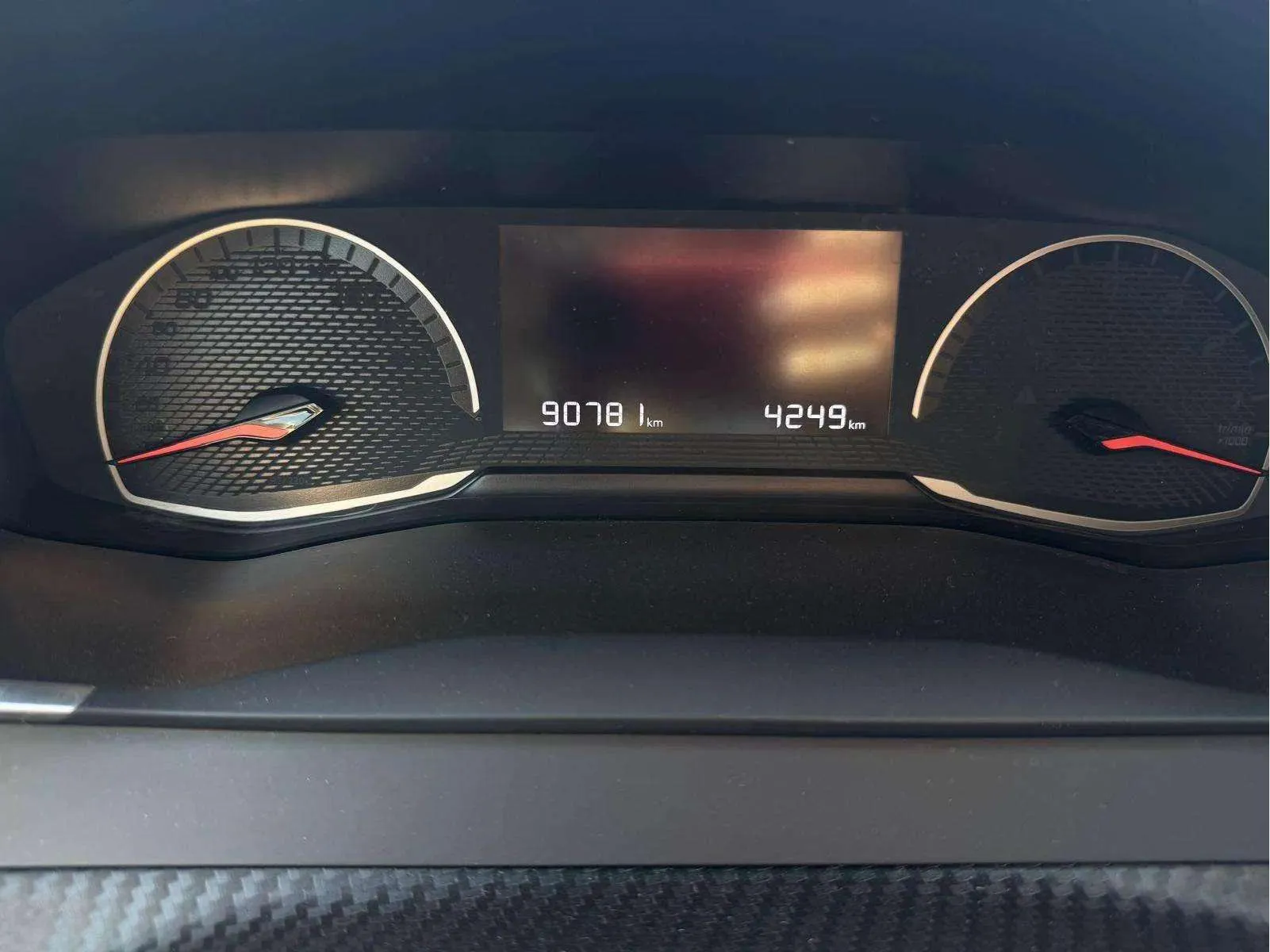Peugeot 2008 Active Pack BlueHDi - foto 14