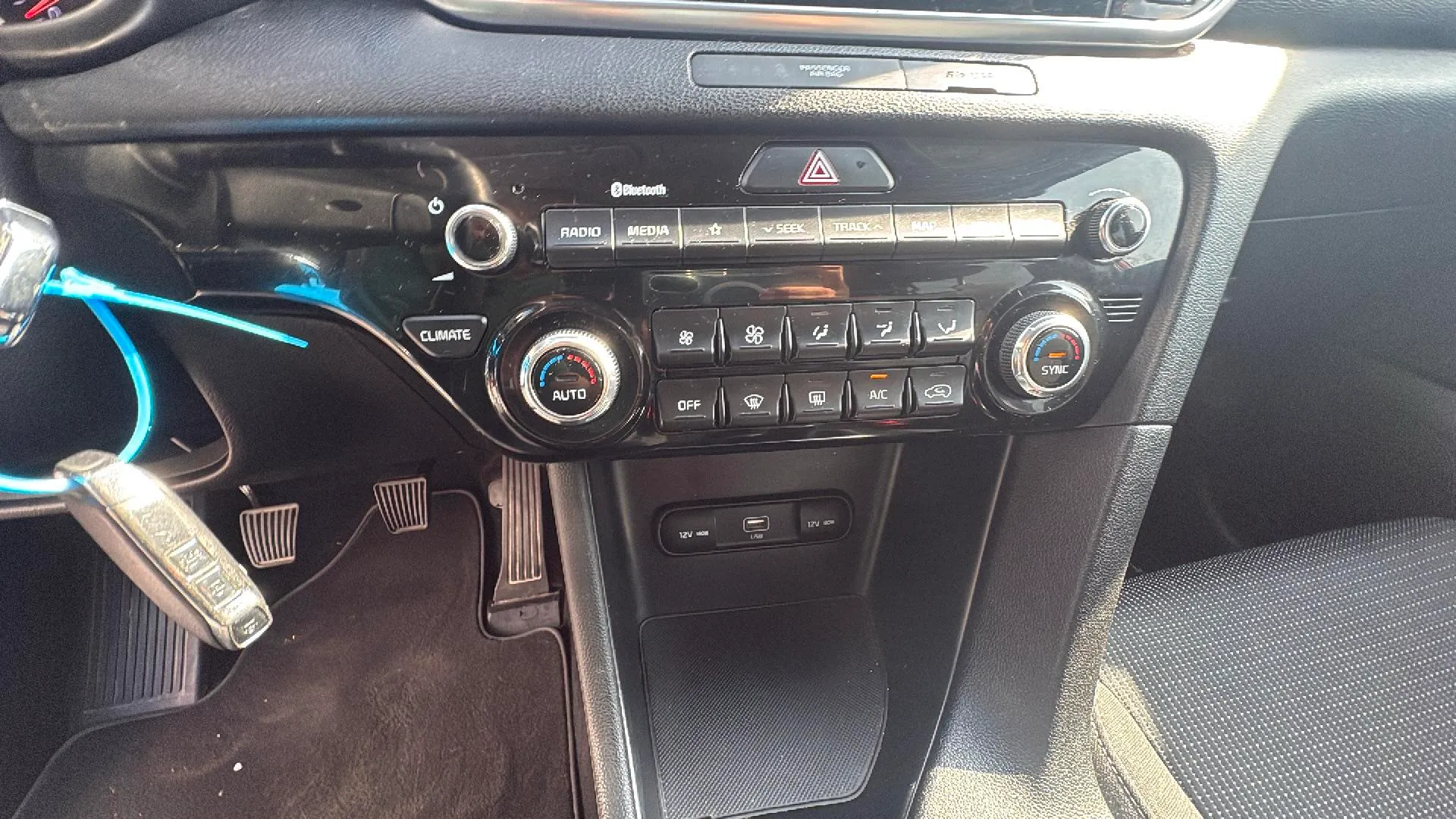 Kia Sportage 1.6 MHEV Concept 4x2 - foto 19