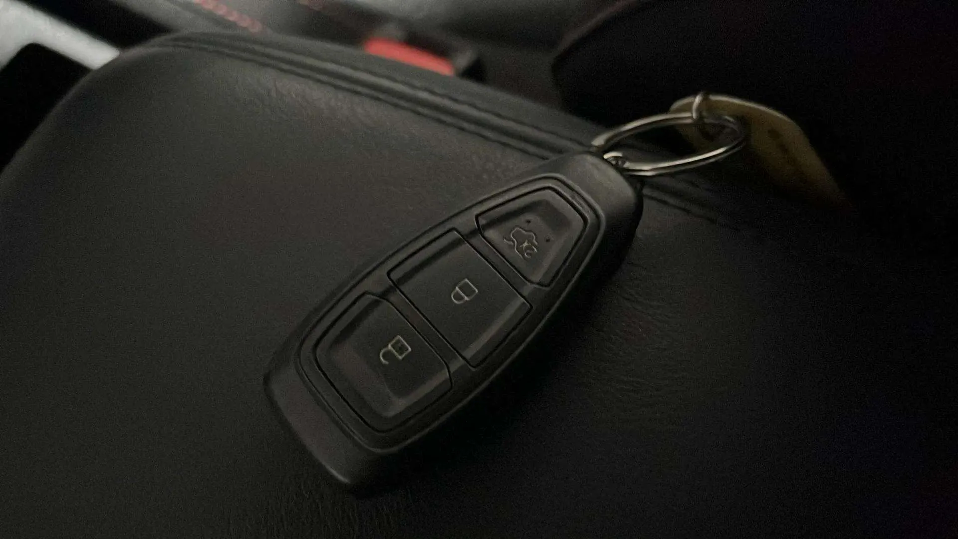 Ford Focus 1.0 EcoBoost MHEV ST-Line SB - foto 18