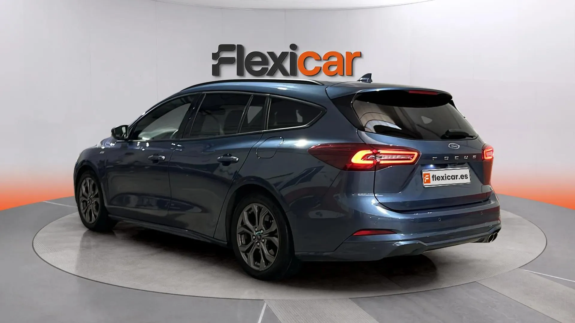 Ford Focus 1.0 EcoBoost MHEV ST-Line SB - foto 5