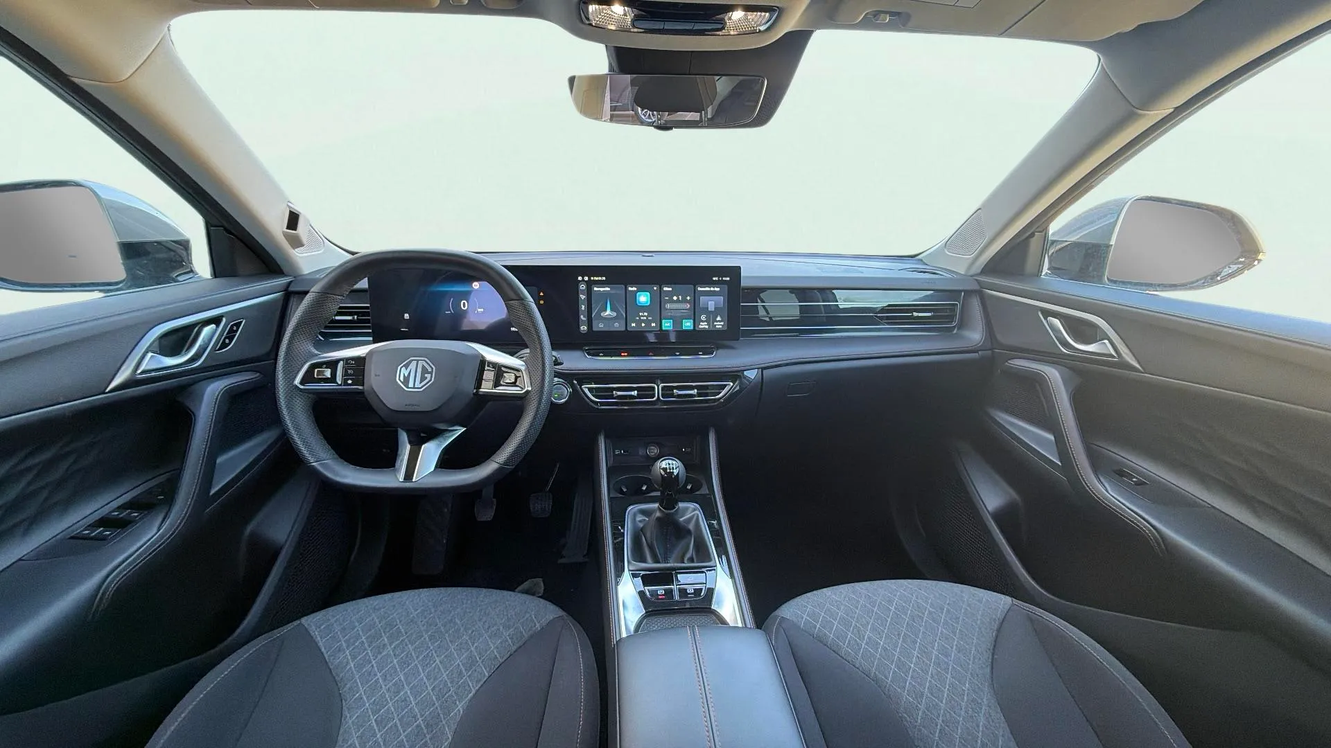 MG HS 1.5 Turbo GDI Comfort - foto 16