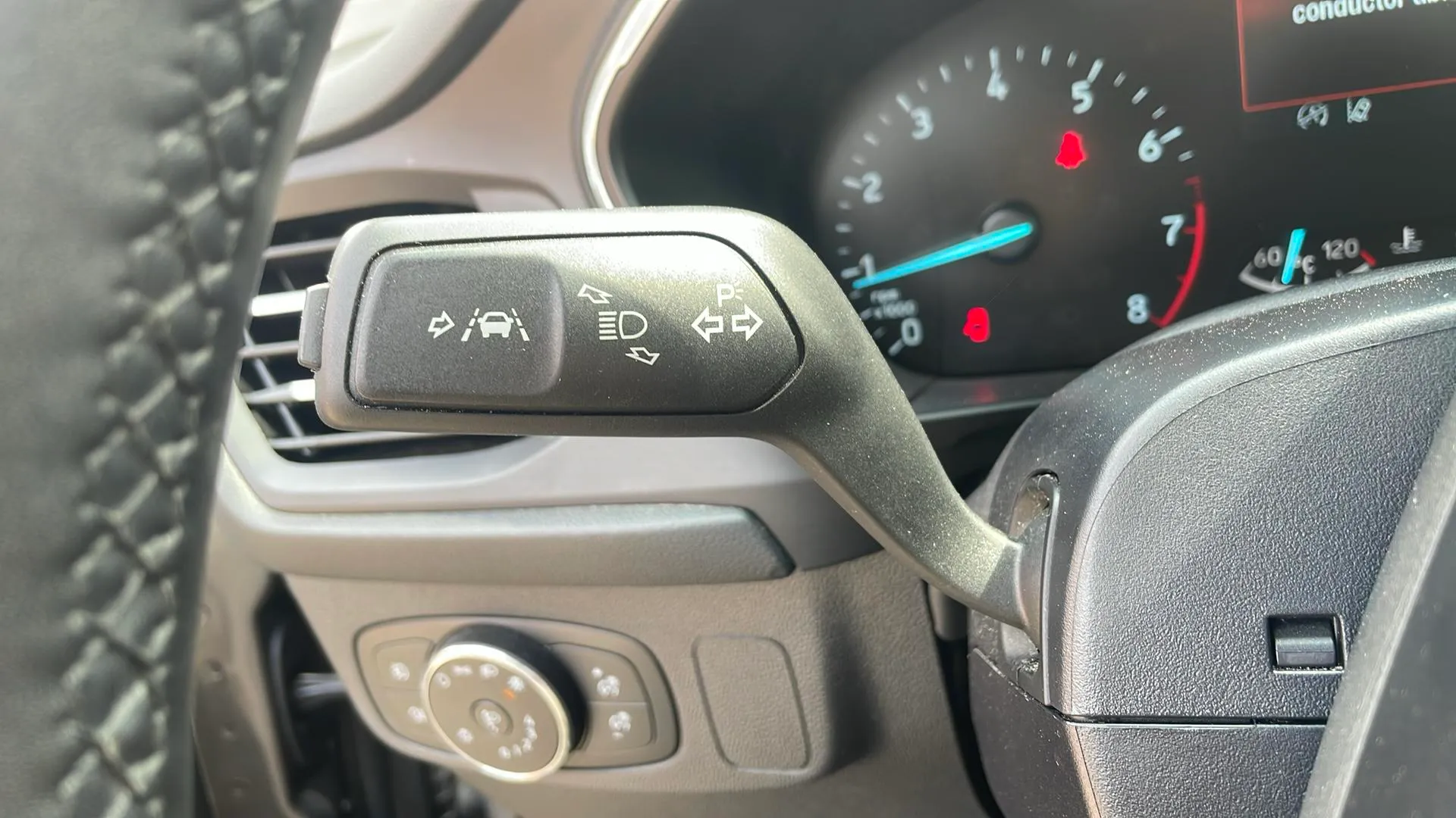 Ford Focus 1.0 EcoBoost MHEV Active SB - foto 30