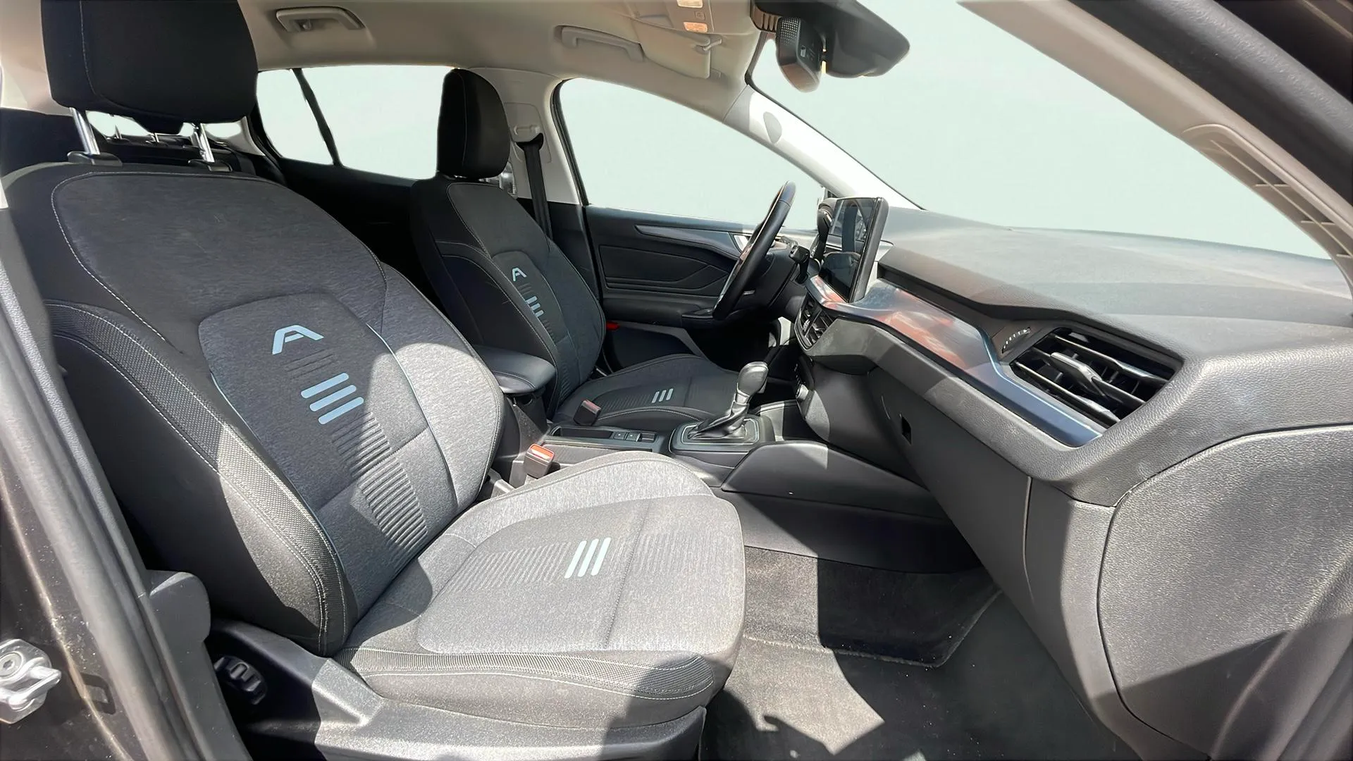 Ford Focus 1.0 EcoBoost MHEV Active SB - foto 13
