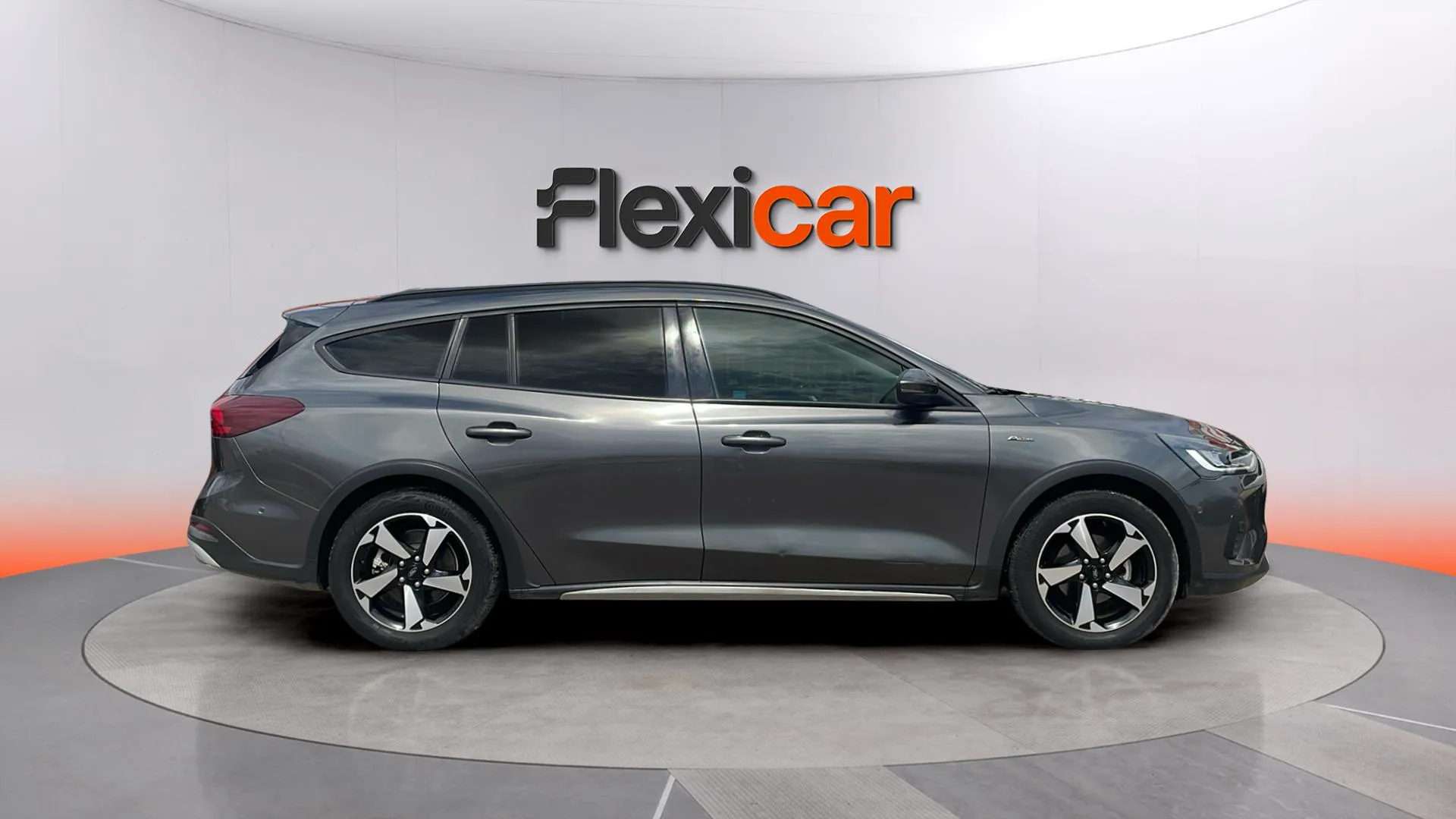 Ford Focus 1.0 EcoBoost MHEV Active SB - foto 8