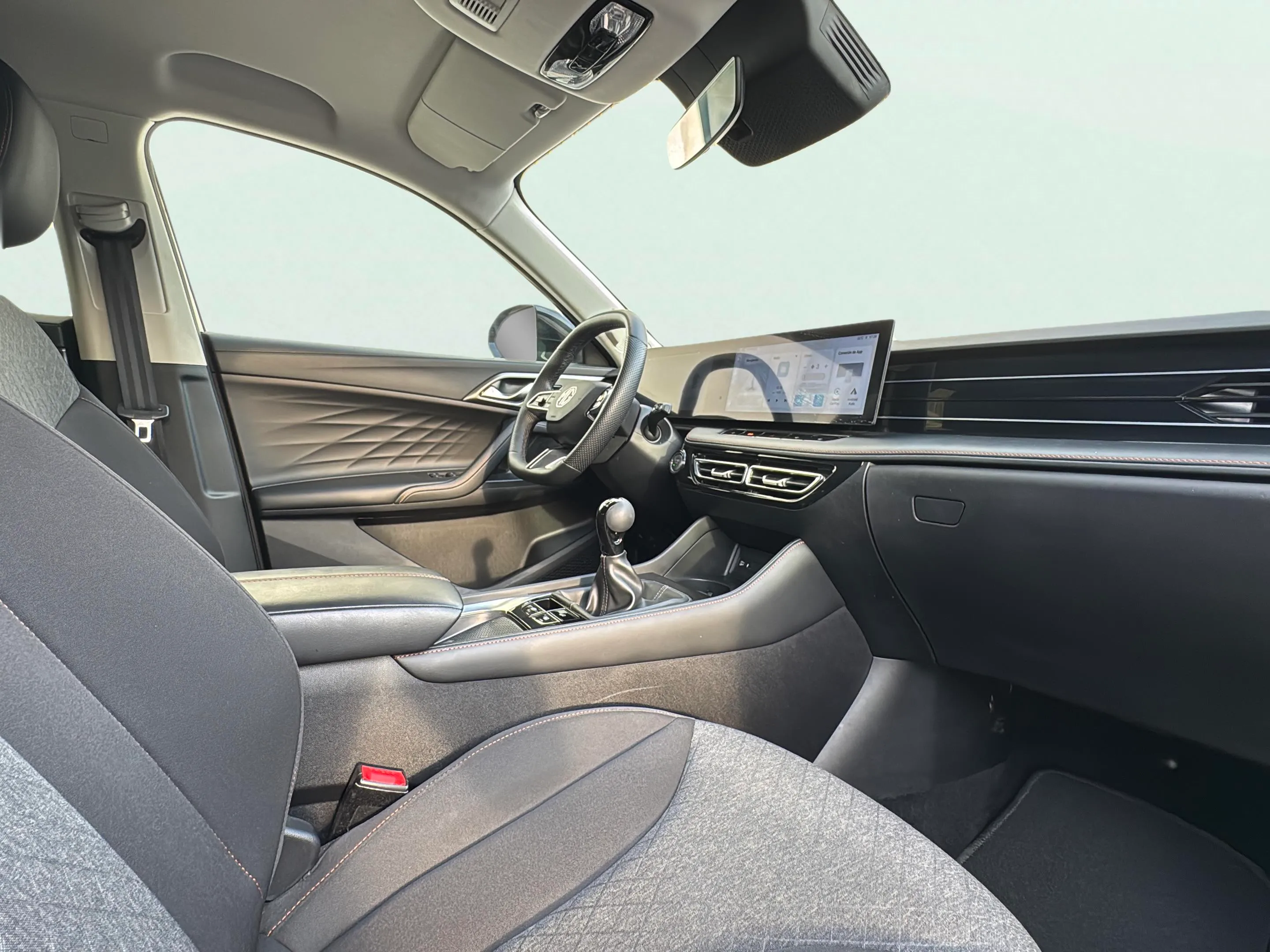 MG HS 1.5 Turbo GDI Comfort - foto 13