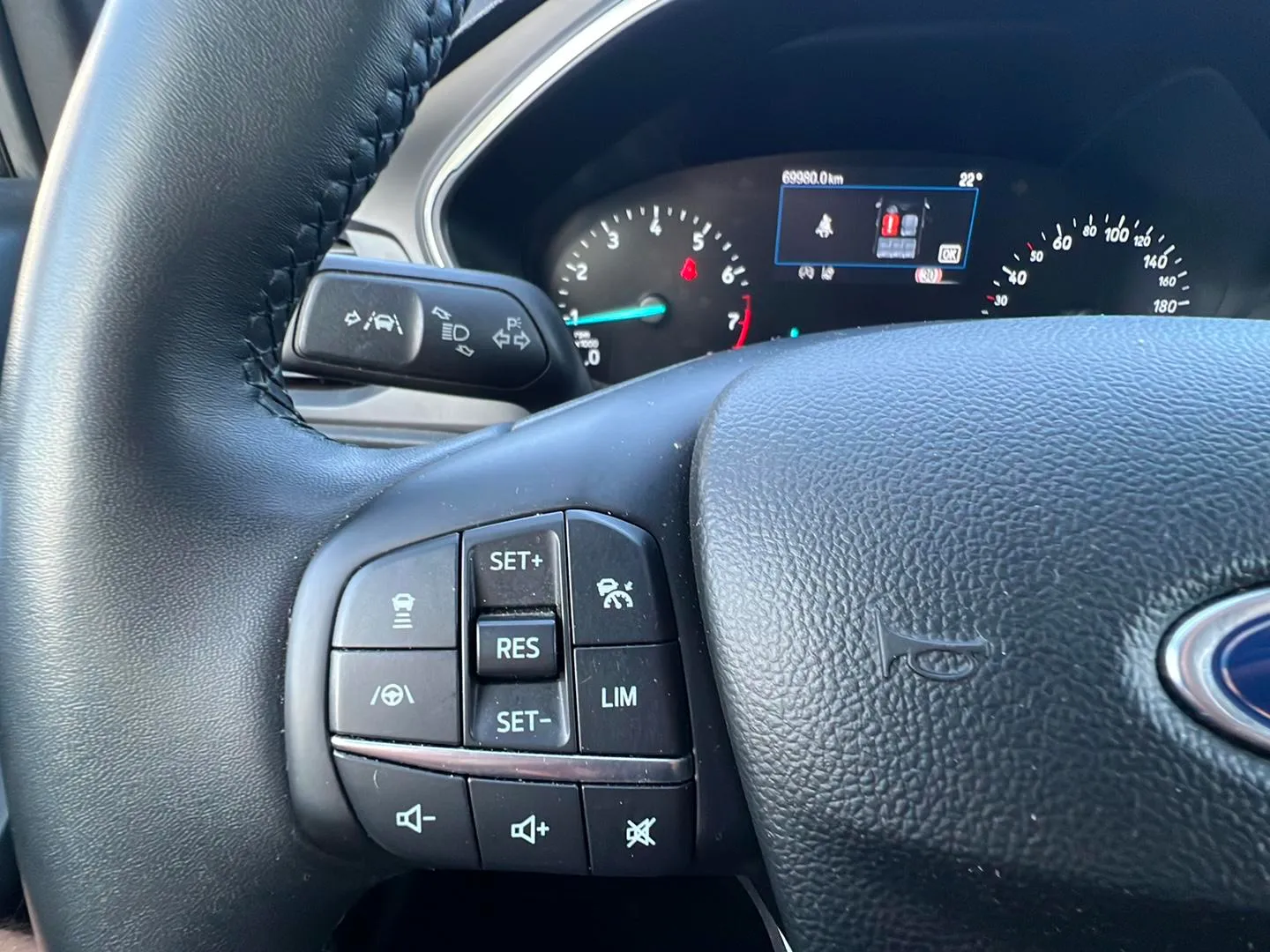 Ford Focus 1.0 EcoBoost MHEV Active SB - foto 19