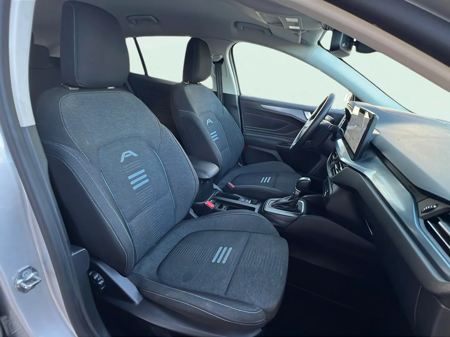 Ford Focus 1.0 EcoBoost MHEV Active SB - foto 15