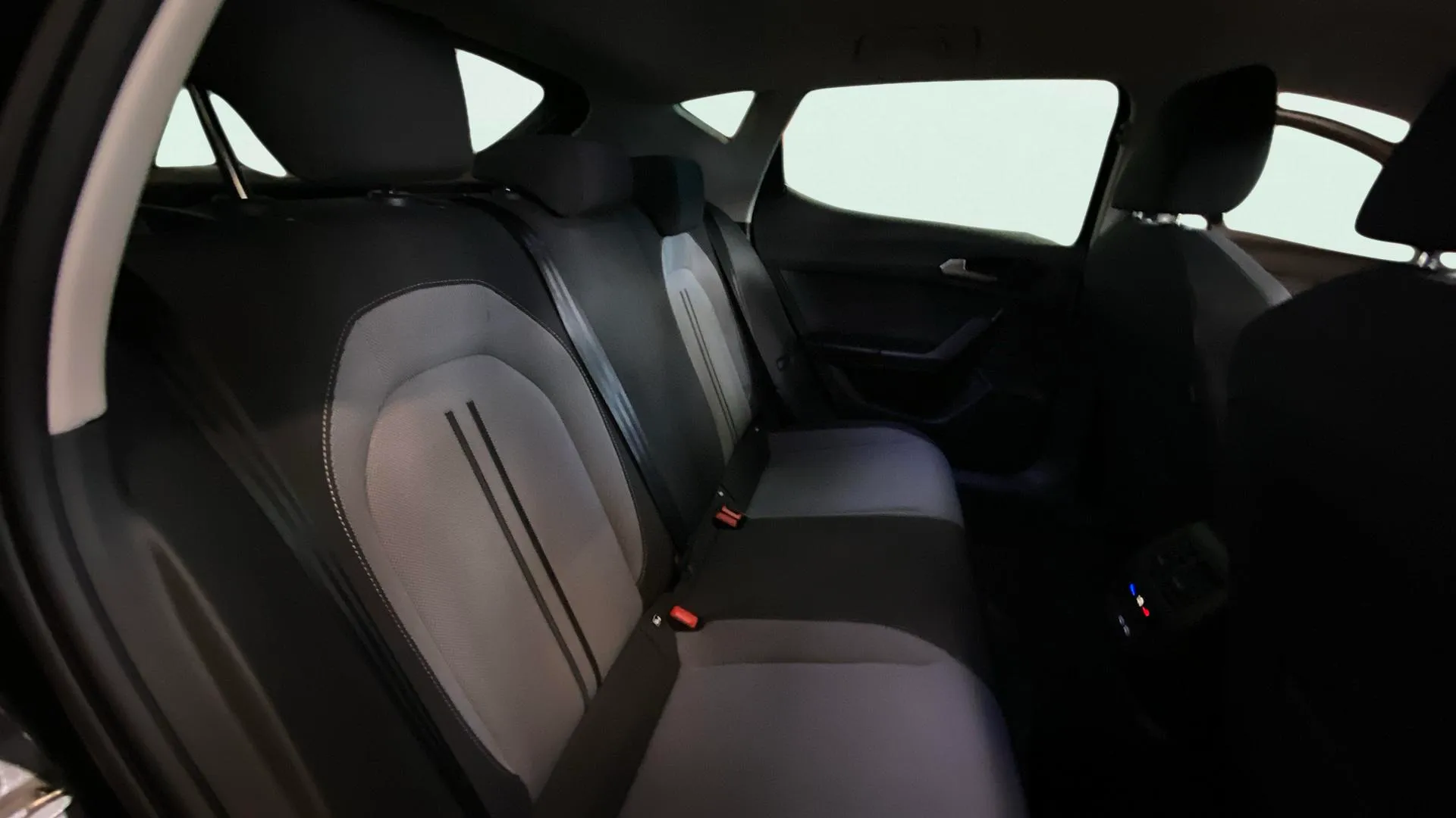 SEAT León SP 2.0 TDI Style XL - foto 12