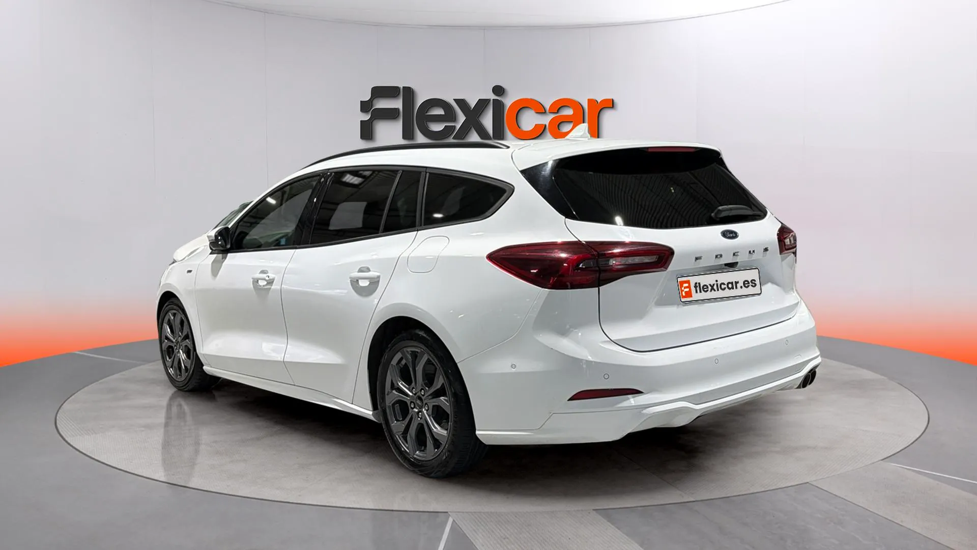 Ford Focus 1.0 EcoBoost MHEV ST-Line SB - foto 5