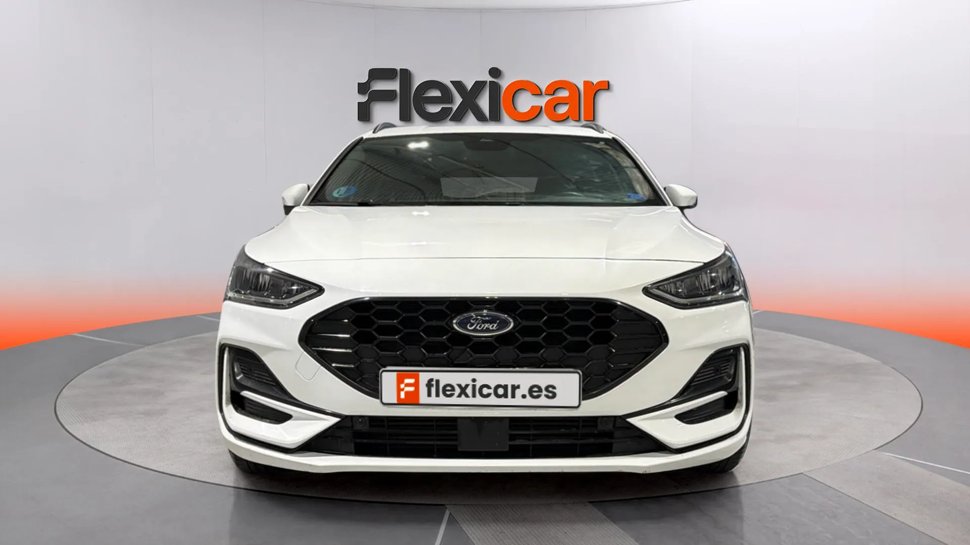Ford Focus 1.0 EcoBoost MHEV ST-Line SB - foto 2