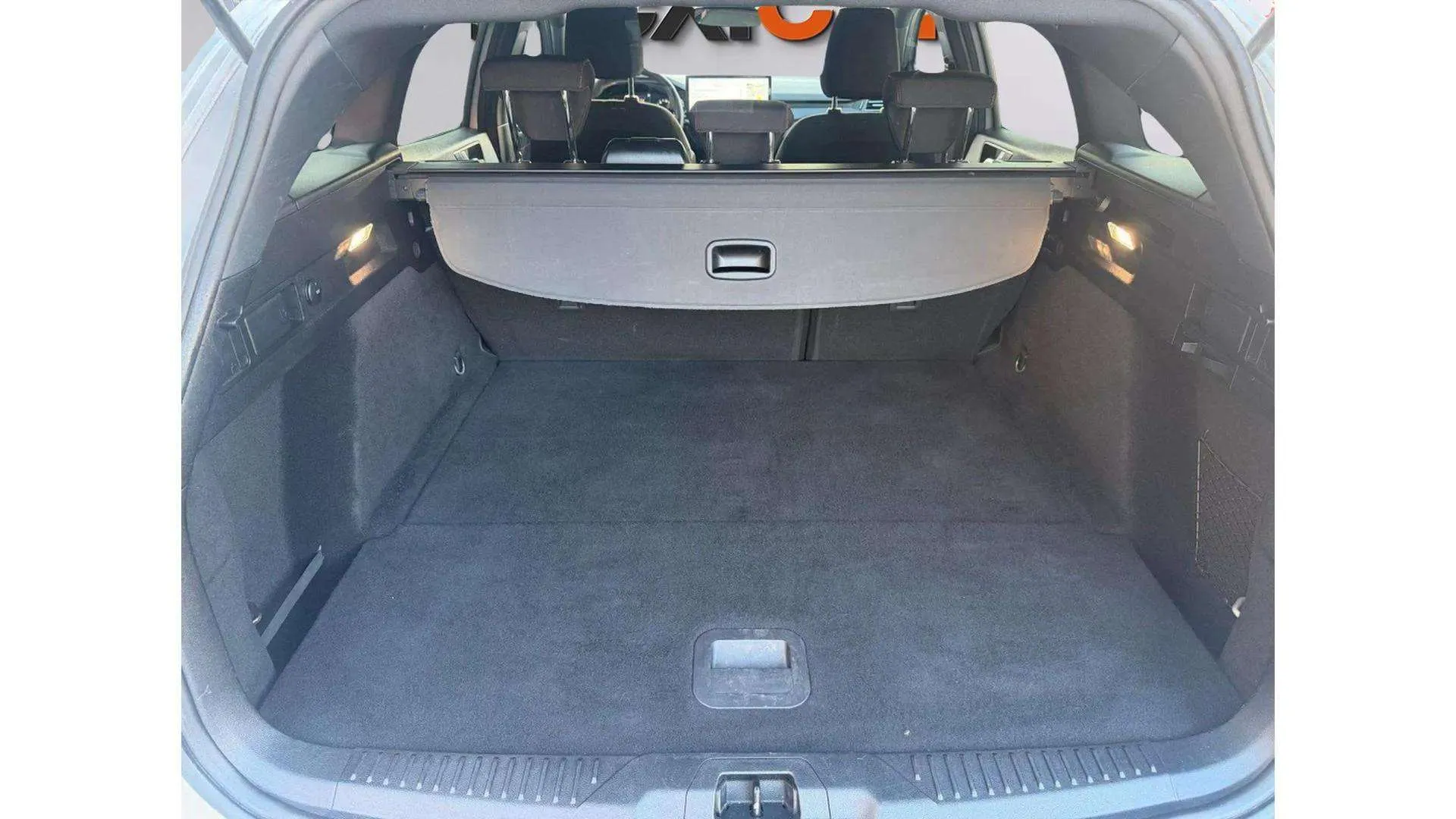 Ford Focus 1.0 EcoBoost MHEV ST-Line SB - foto 17