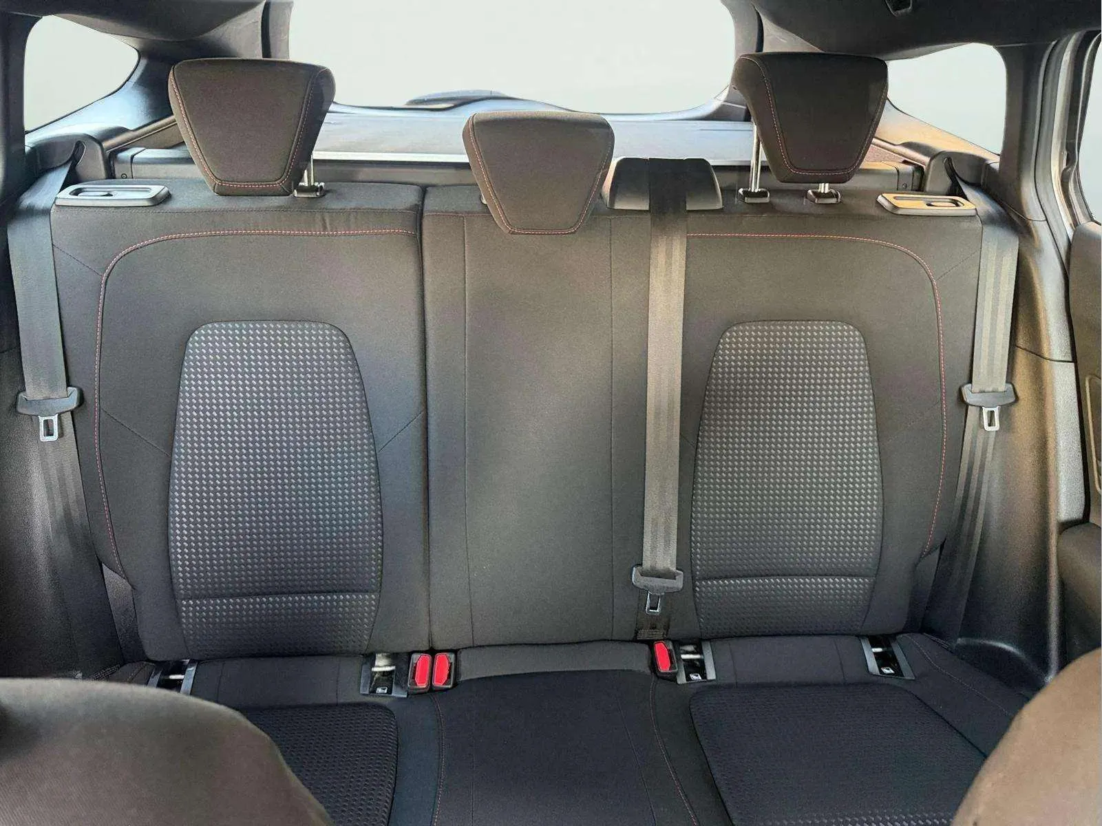 Ford Focus 1.0 EcoBoost MHEV ST-Line SB - foto 16