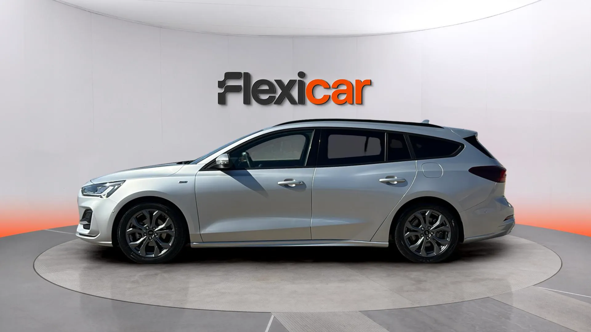 Ford Focus 1.0 EcoBoost MHEV ST-Line SB - foto 4