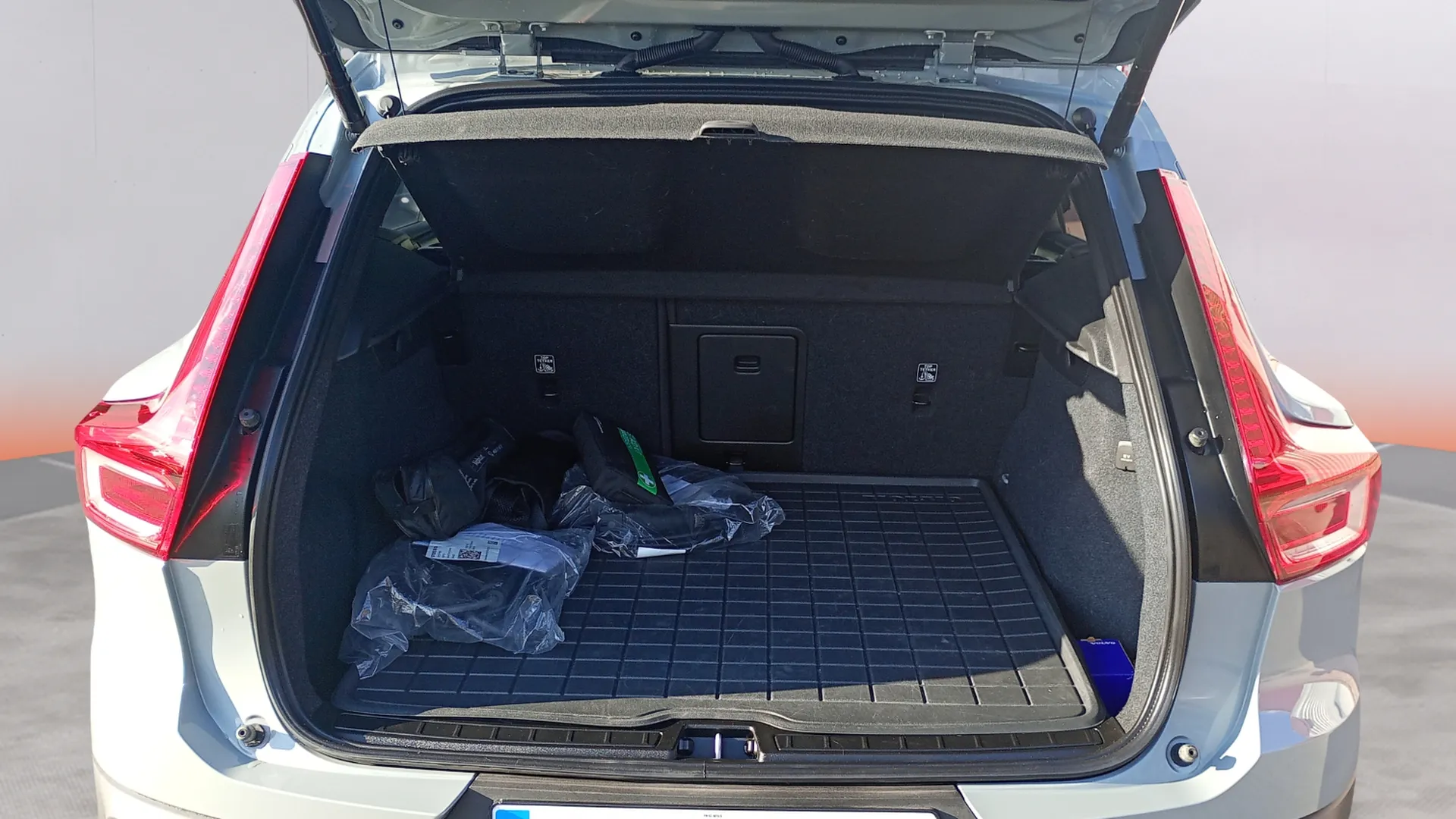 Volvo XC40 1.5 T4 Recharge PHEV Core - foto 11