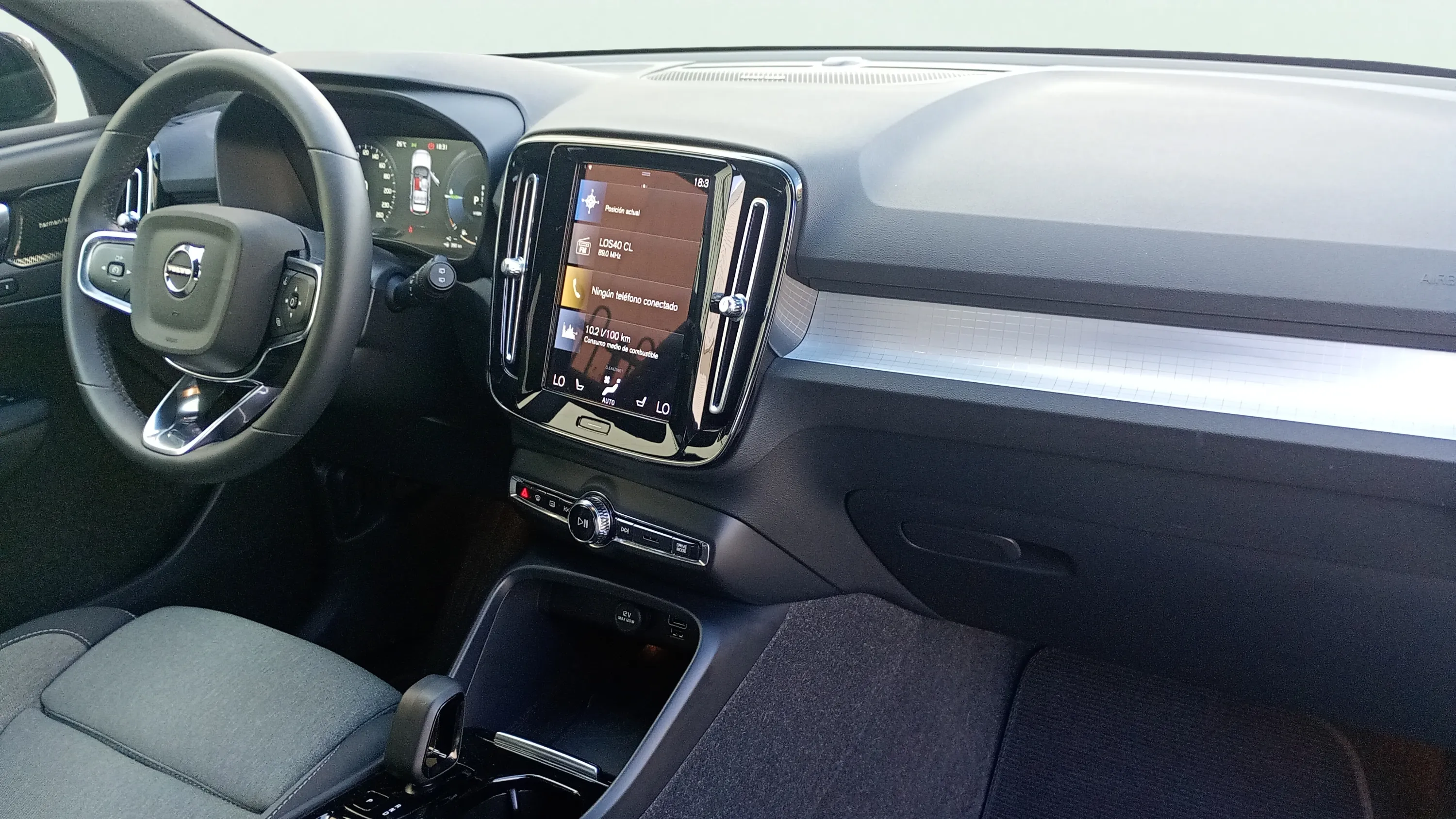 Volvo XC40 1.5 T4 Recharge PHEV Core - foto 27