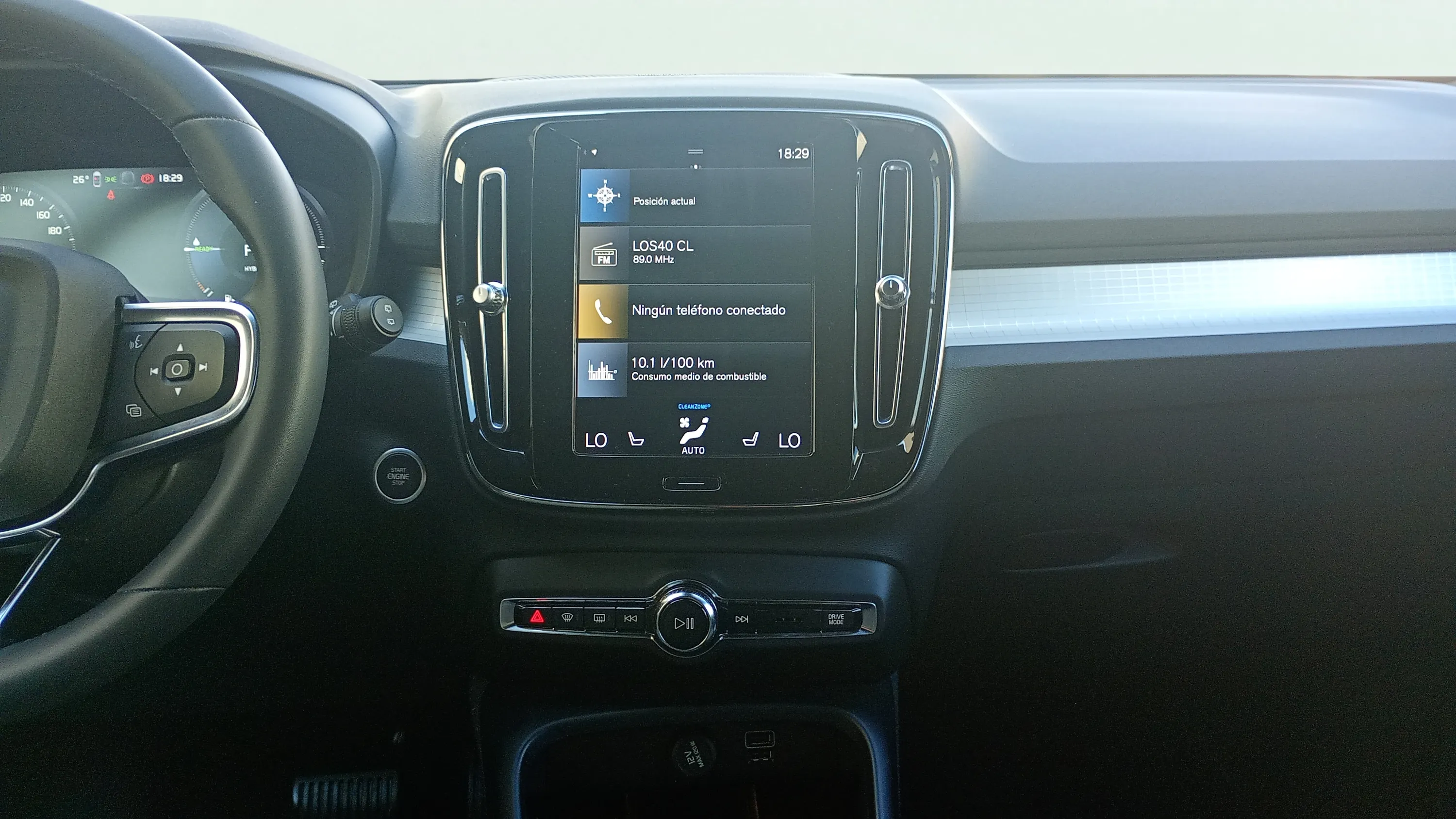 Volvo XC40 1.5 T4 Recharge PHEV Core - foto 13