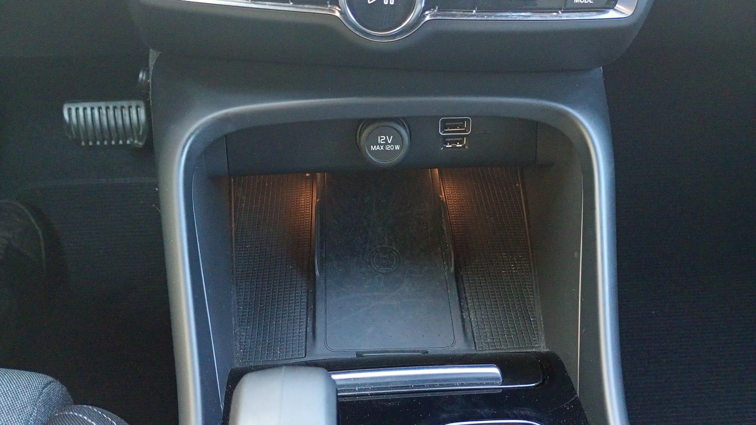 Volvo XC40 1.5 T4 Recharge PHEV Core - foto 20