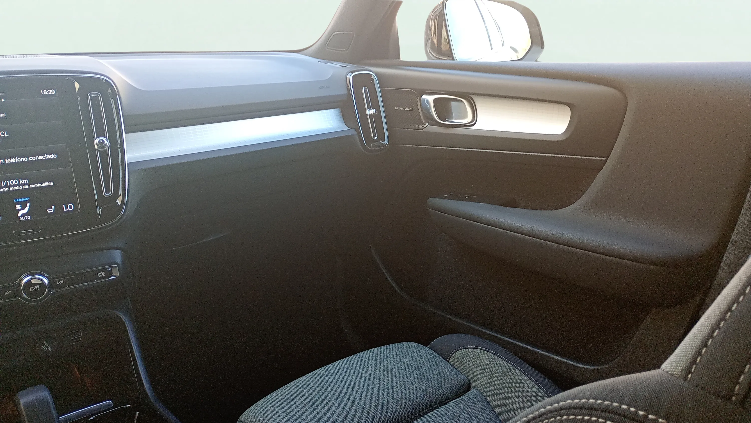 Volvo XC40 1.5 T4 Recharge PHEV Core - foto 15