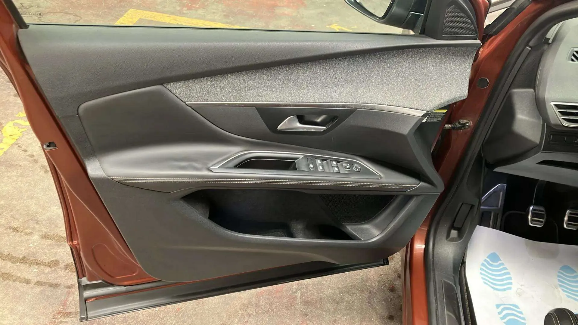Peugeot 3008 1.5L BlueHDi GT Line - foto 17