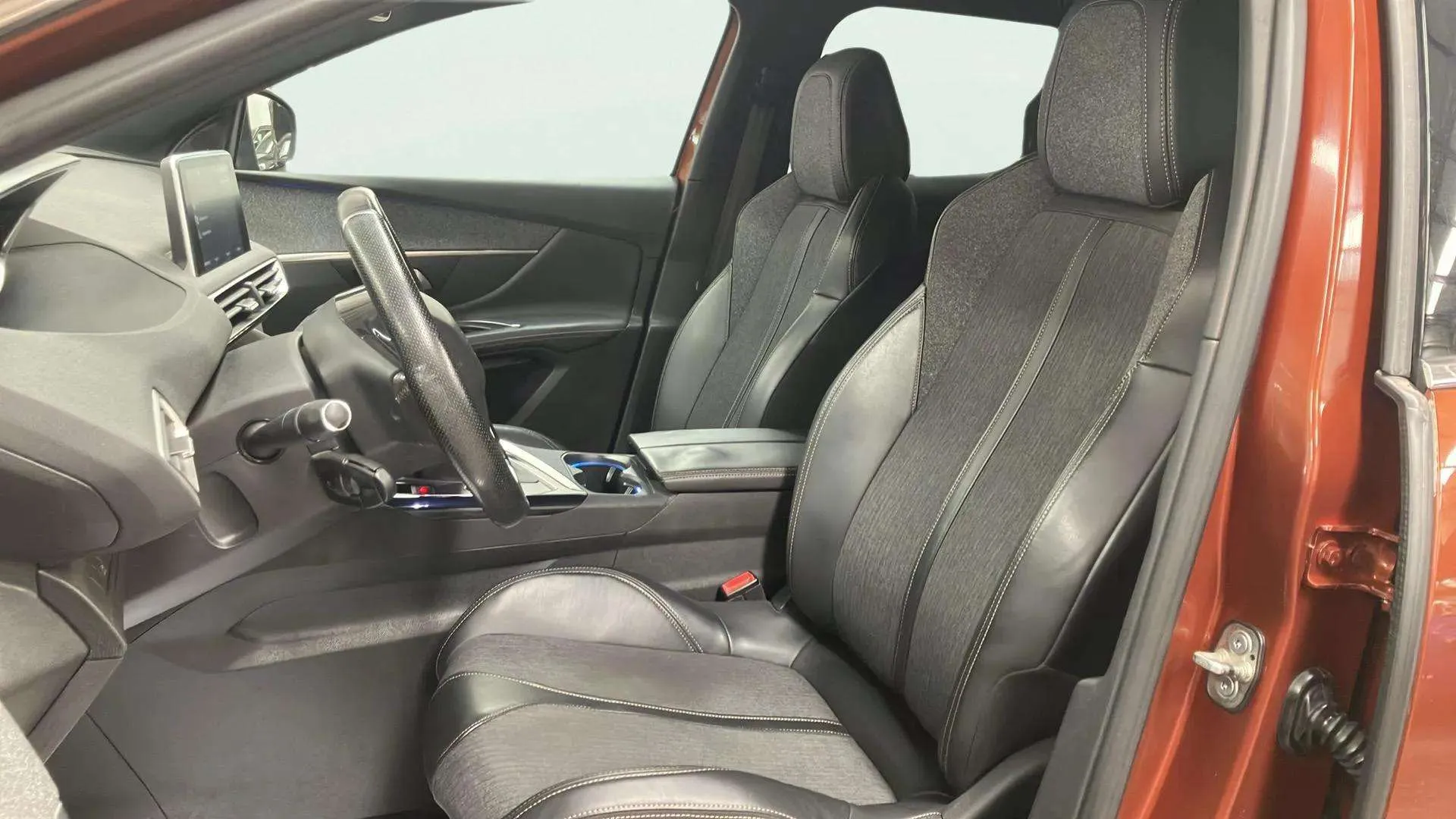 Peugeot 3008 1.5L BlueHDi GT Line - foto 12