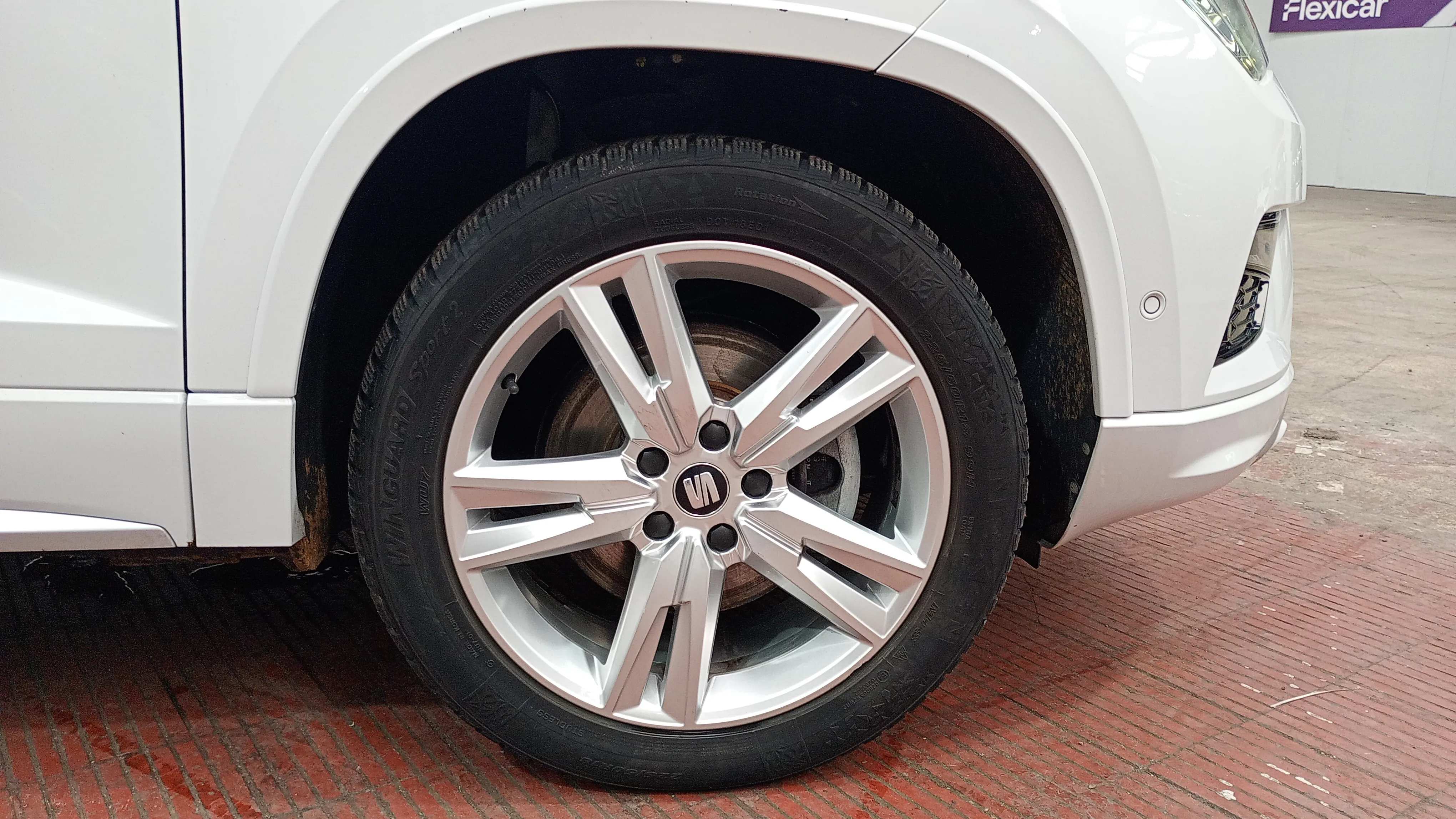 SEAT Ateca 2.0 TSI DSG-7 4D FR Edition - foto 24