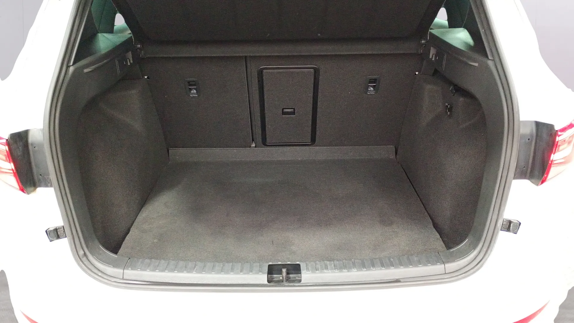 SEAT Ateca 2.0 TSI DSG-7 4D FR Edition - foto 21