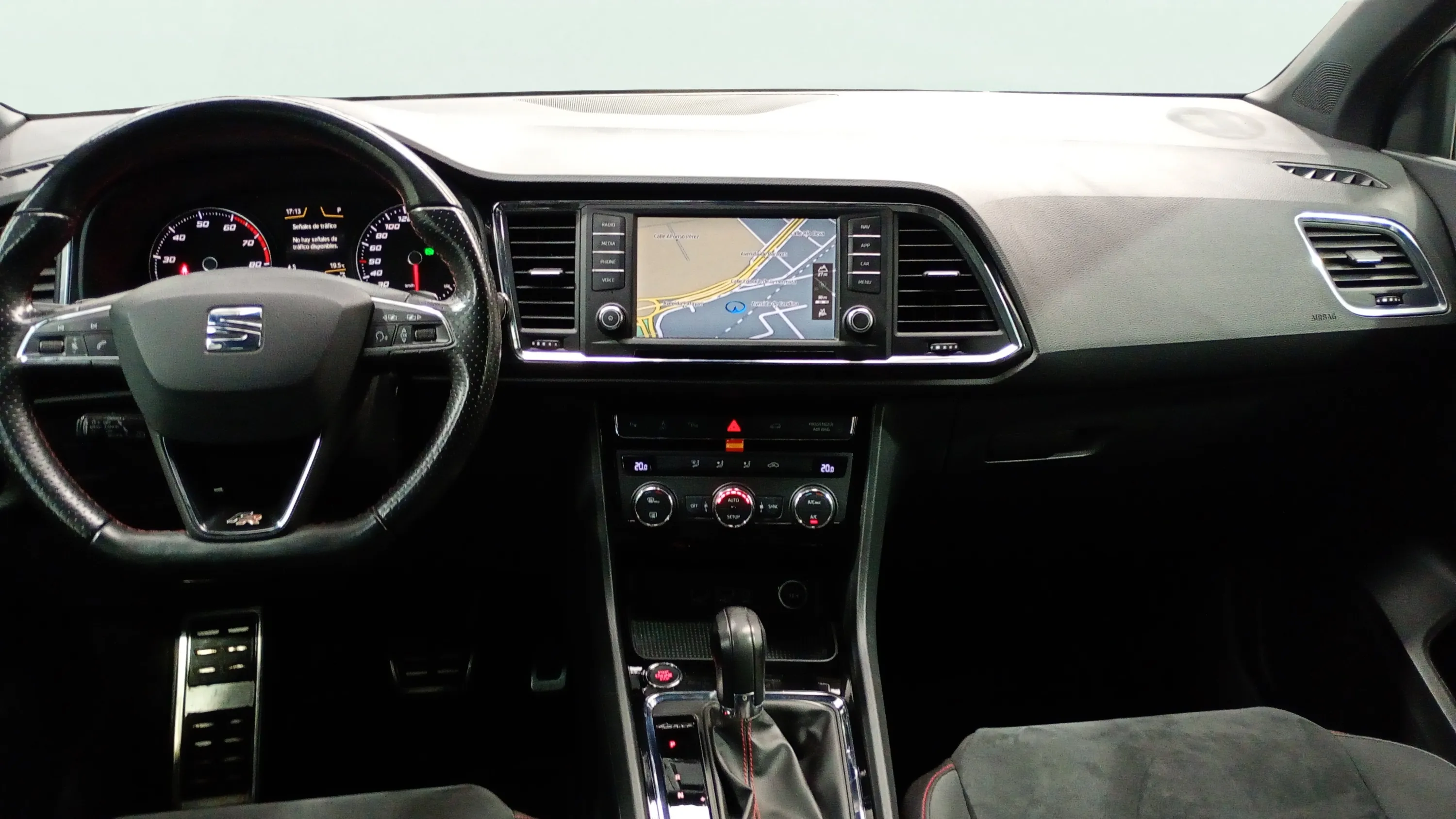 SEAT Ateca 2.0 TSI DSG-7 4D FR Edition - foto 9