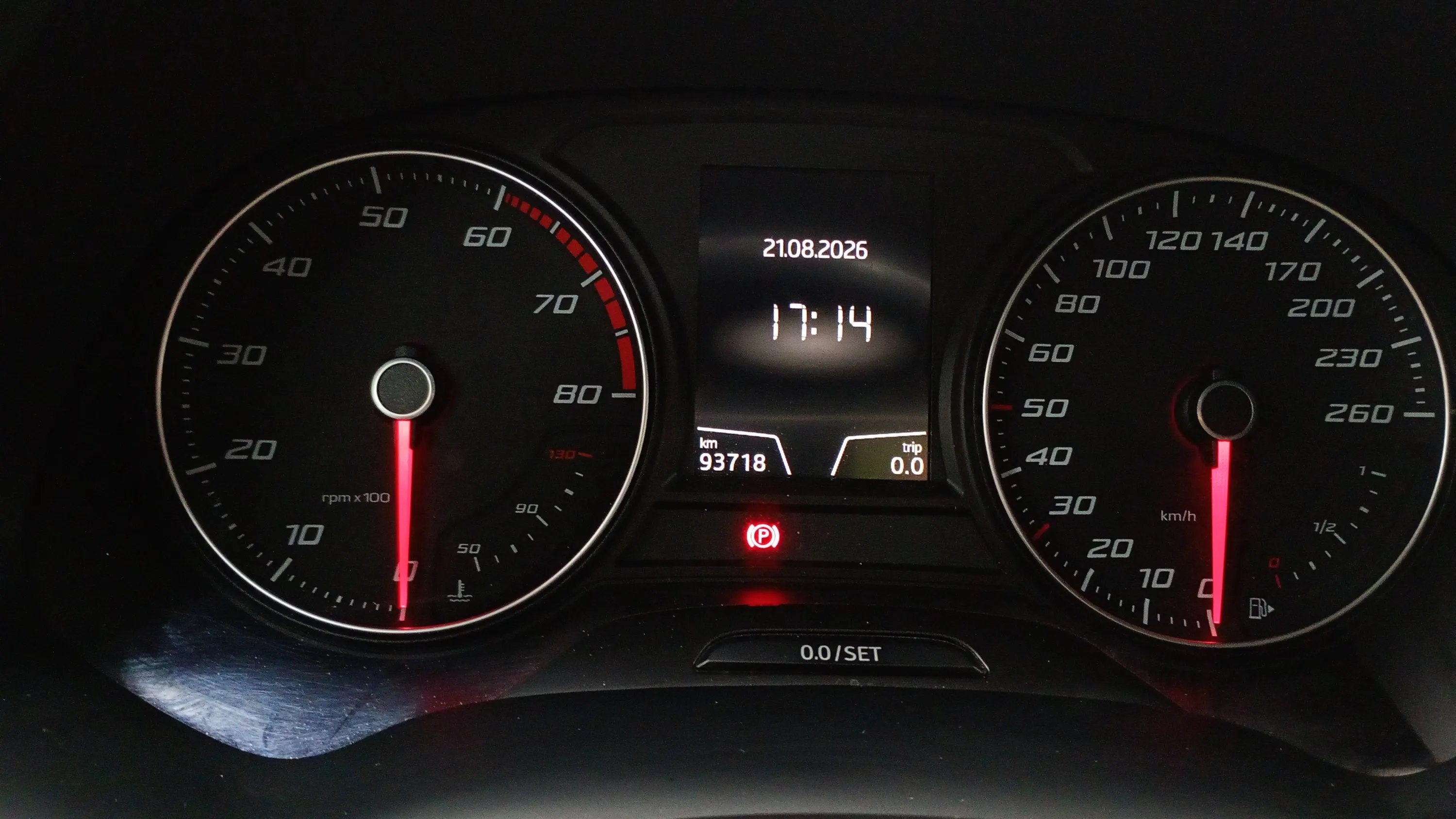 SEAT Ateca 2.0 TSI DSG-7 4D FR Edition - foto 13