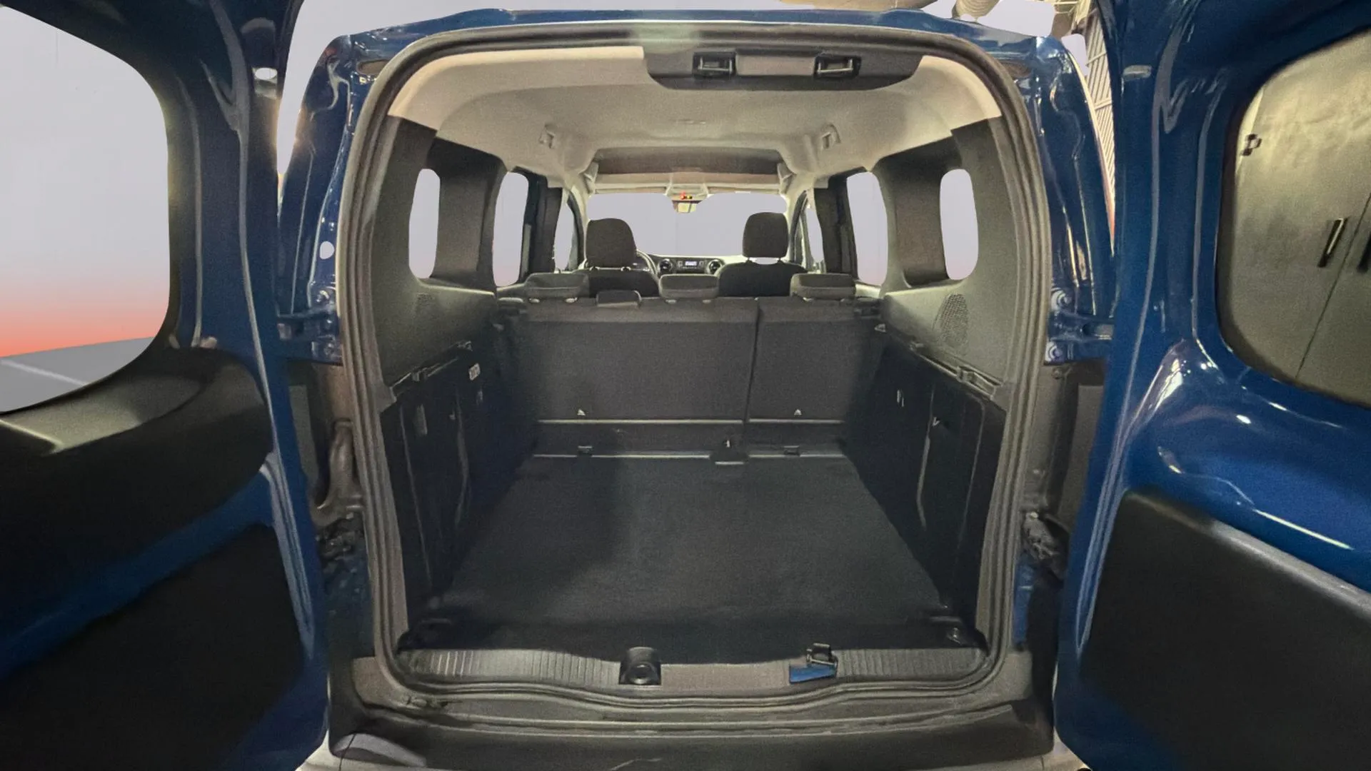 Mercedes-Benz Citan 110 CDI Furgón Base Largo - foto 19