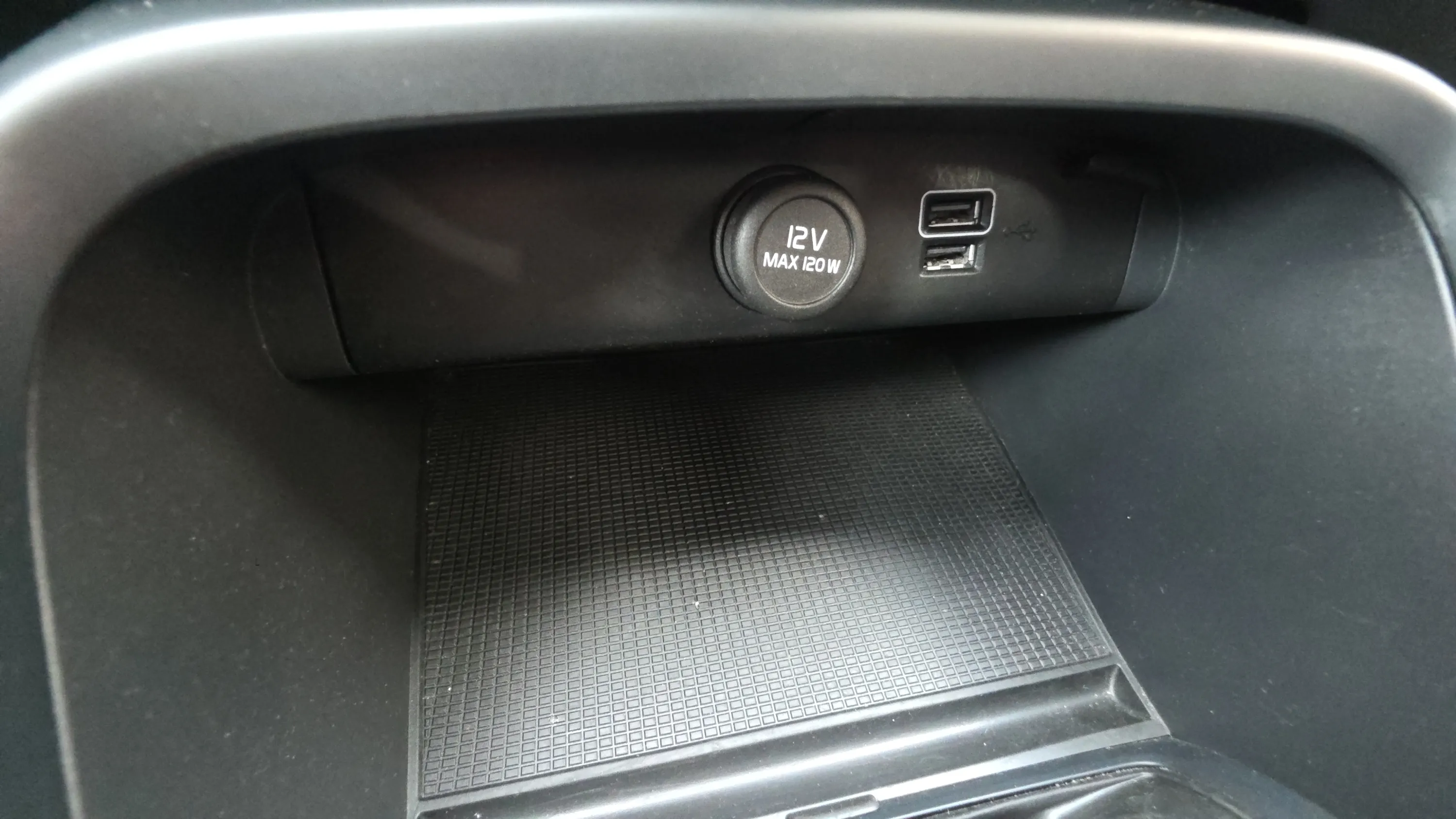 Volvo XC40 1.5 T2 Momentum Core - foto 20