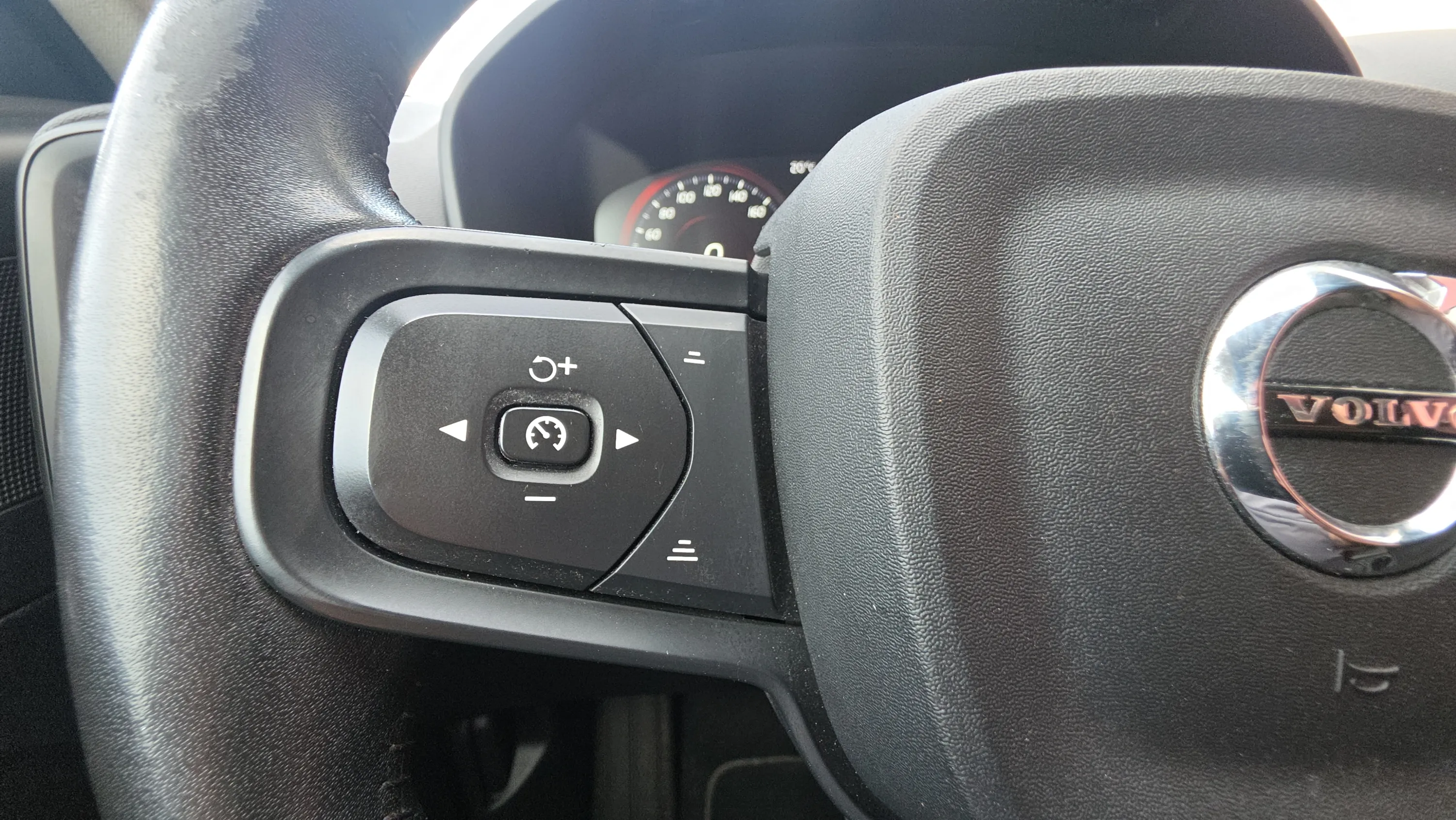 Volvo XC40 1.5 T2 Momentum Core - foto 14