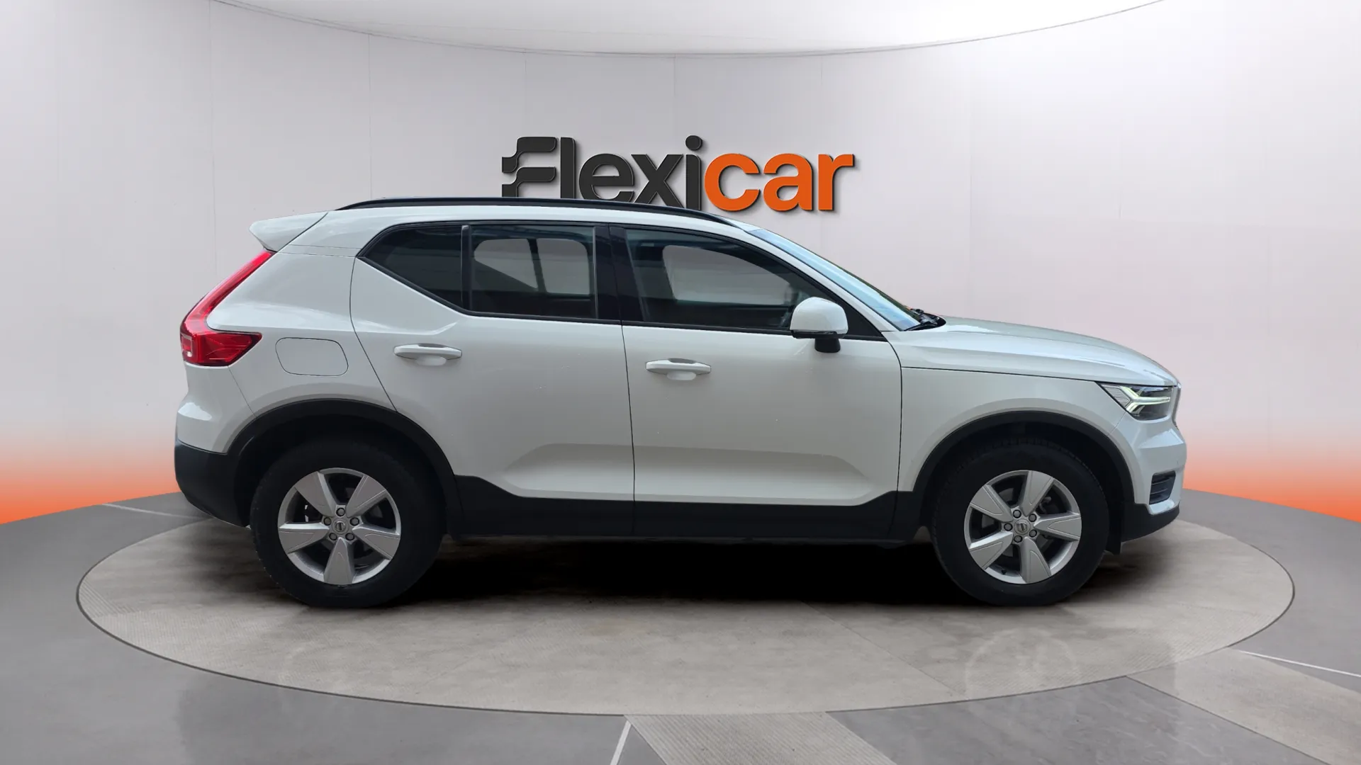 Volvo XC40 1.5 T2 Momentum Core - foto 4