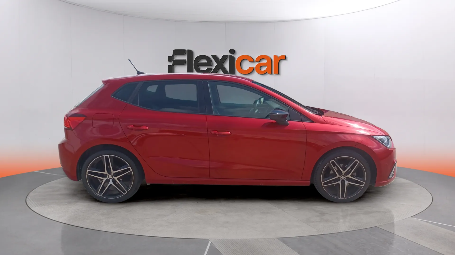 SEAT Ibiza 1.0 TSI FR - foto 2