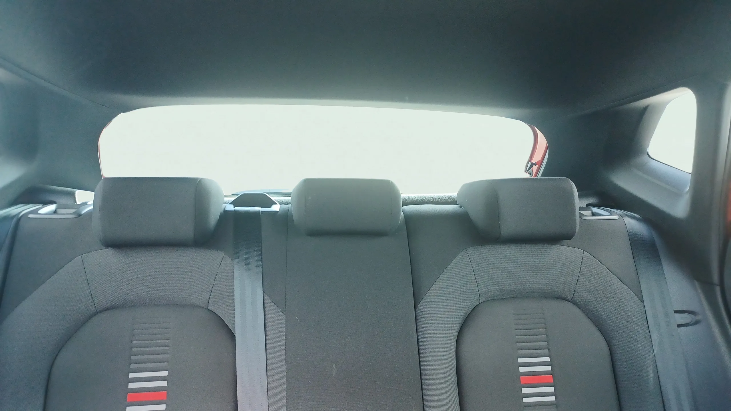 SEAT Ibiza 1.0 TSI FR - foto 18