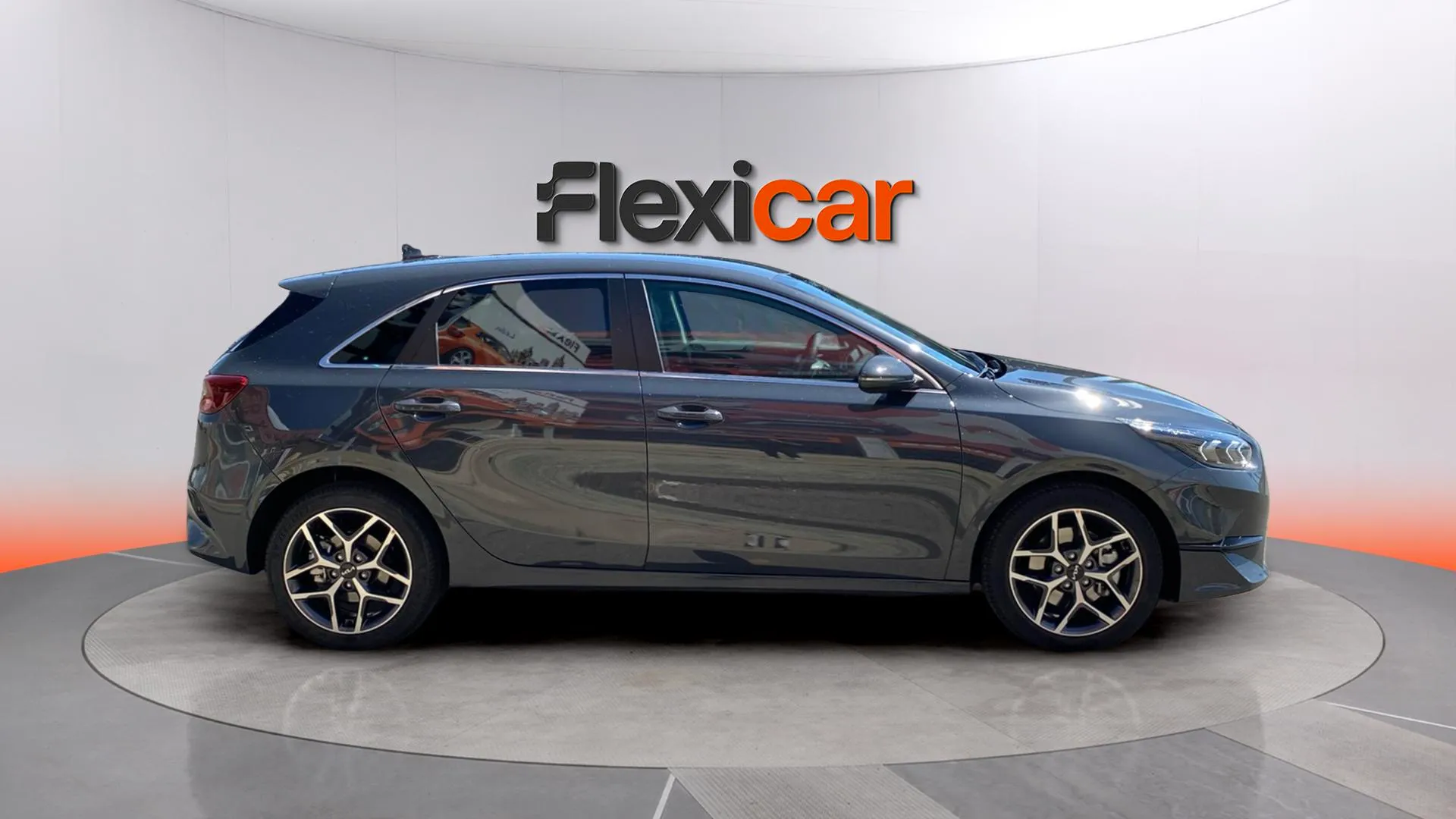 Kia Ceed 1.5 MHEV Tech DCT - foto 8