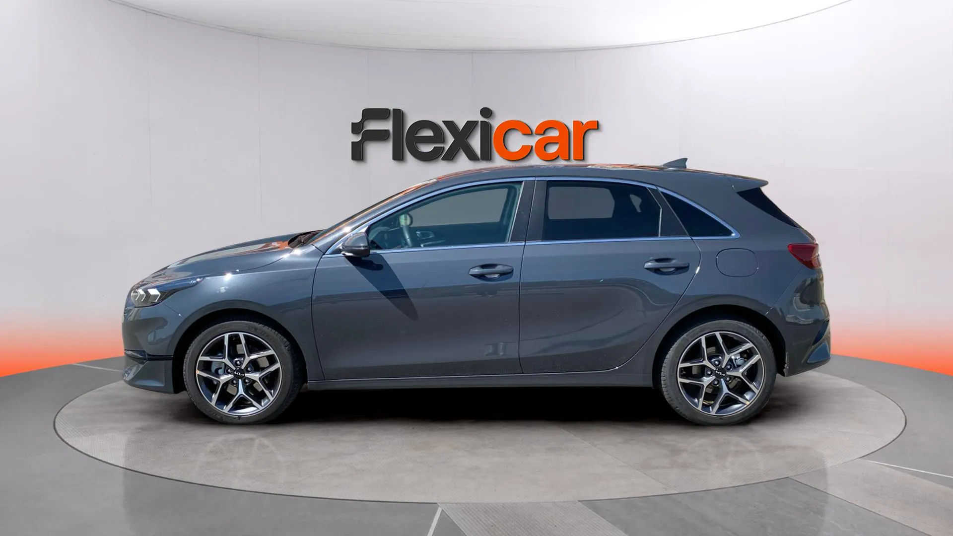 Kia Ceed 1.5 MHEV Tech DCT - foto 4