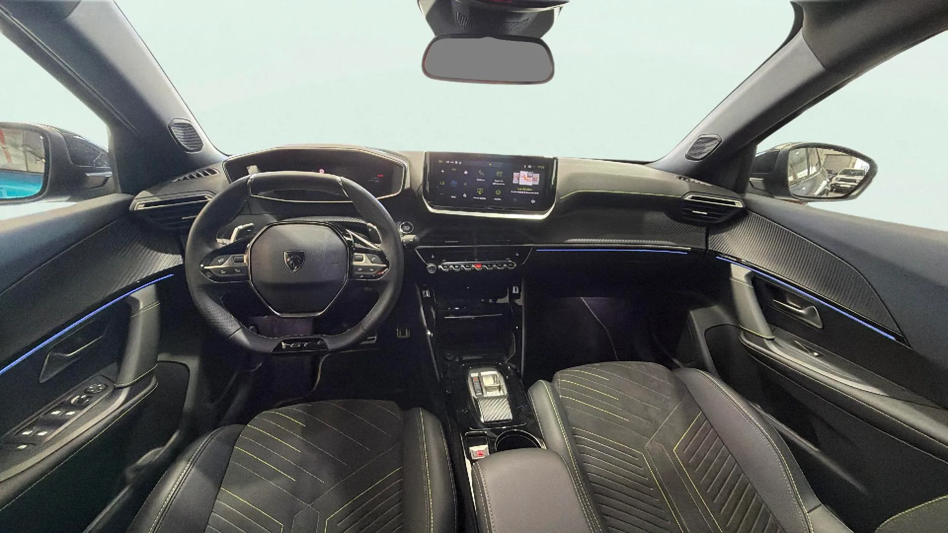 Peugeot 2008 GT Exclusive Hybrid 145 eDCS6 - foto 13