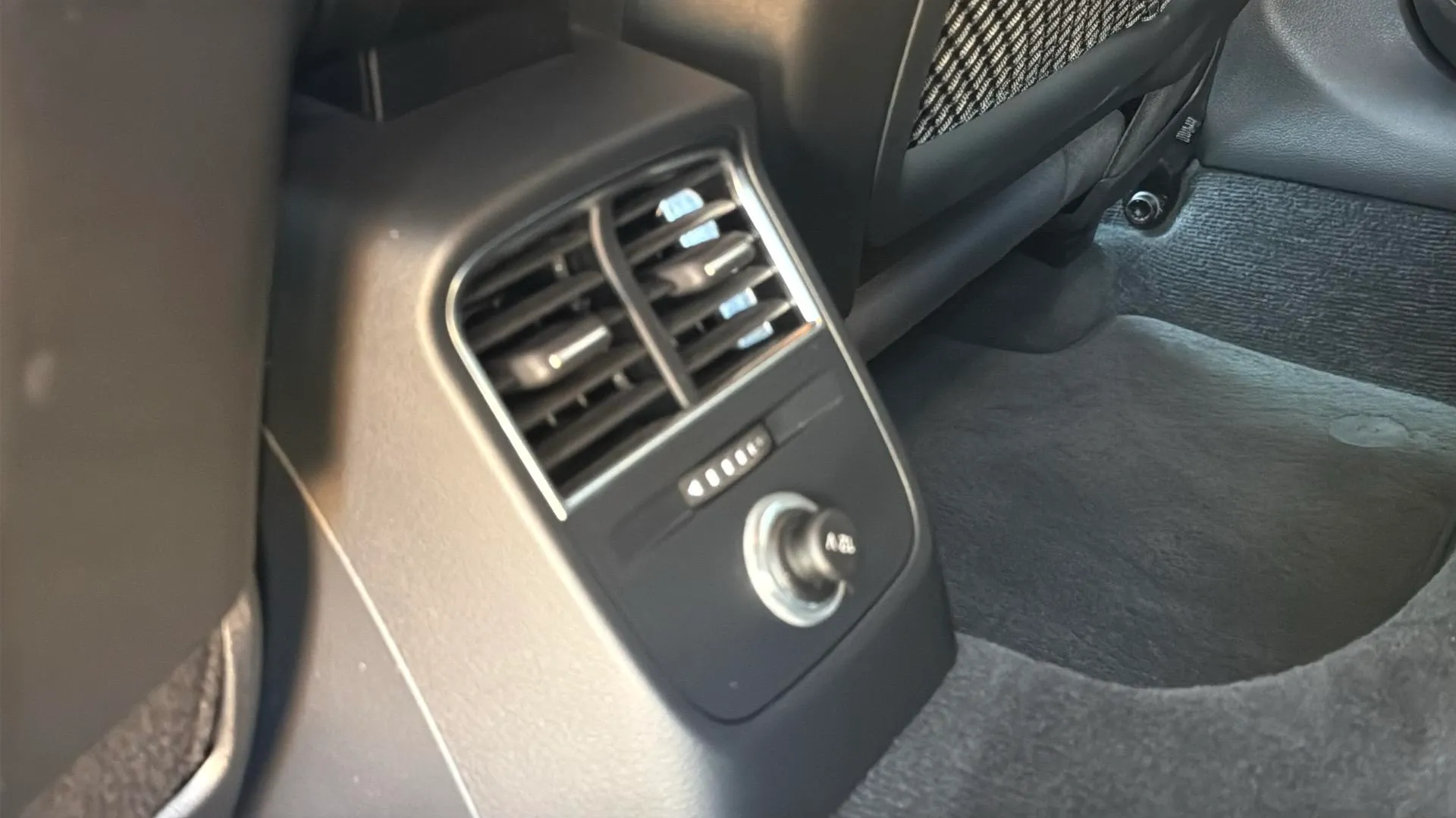 Audi A3 Sportback 35 TDI S tronic - foto 31