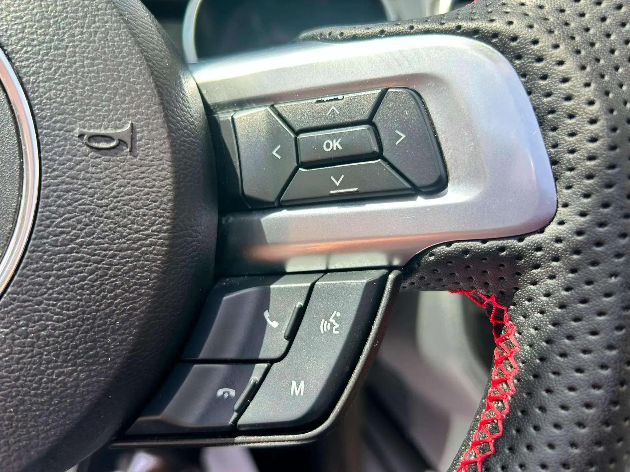 Ford Mustang 2.3 EcoBoost Mustang Aut. (Conv.) - foto 10