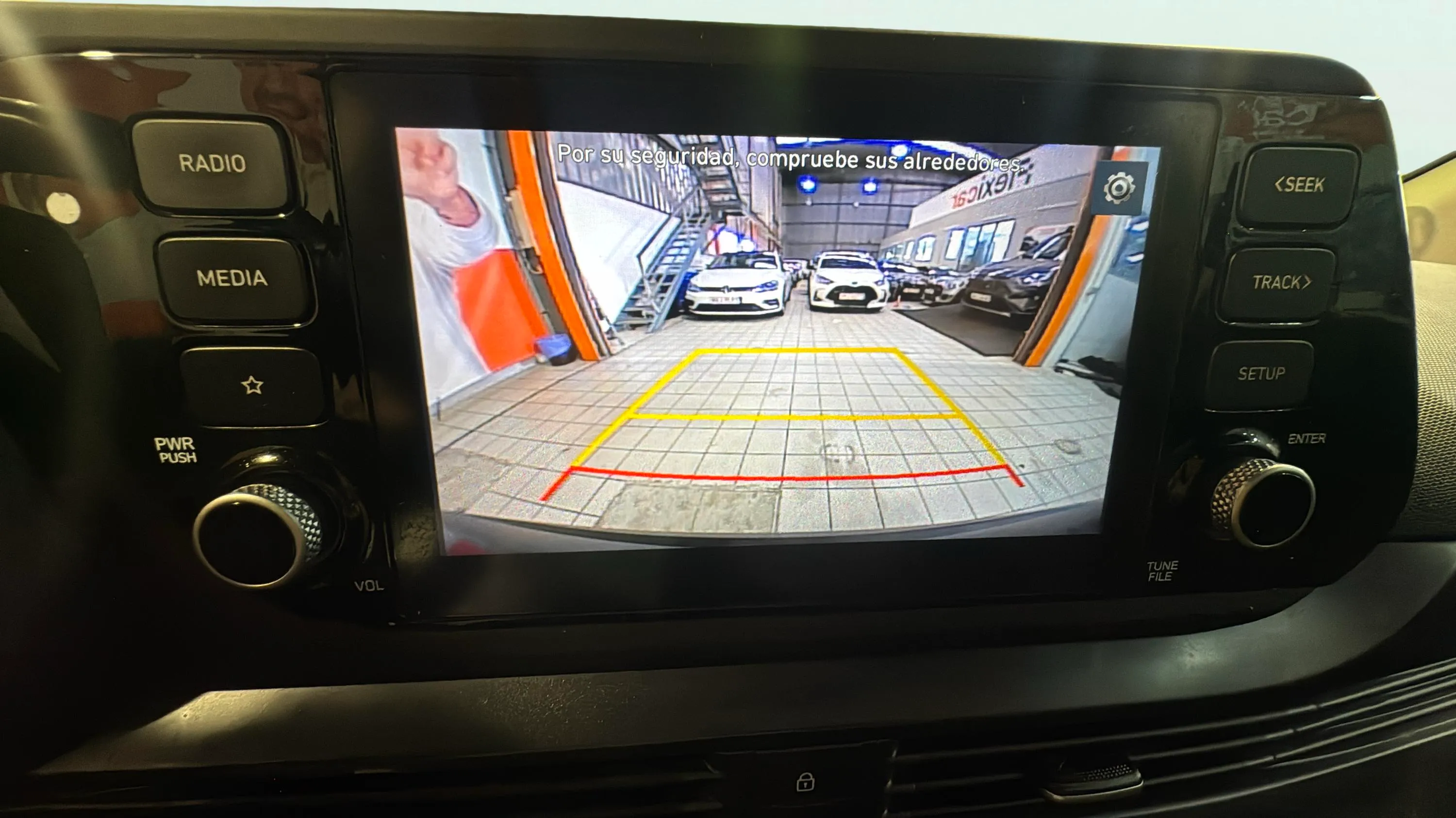 Hyundai Bayon 1.0 T-GDi 48V Maxx DCT - foto 16