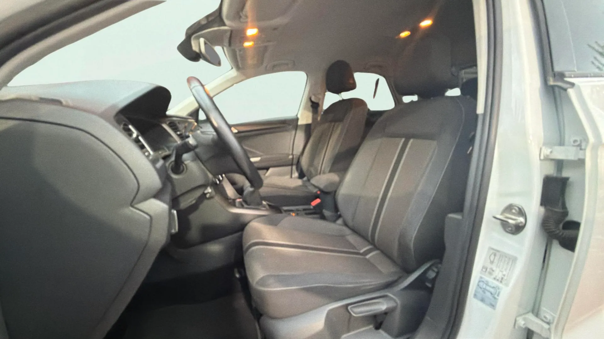 Volkswagen T-Roc Advance 1.5 TSI - foto 13