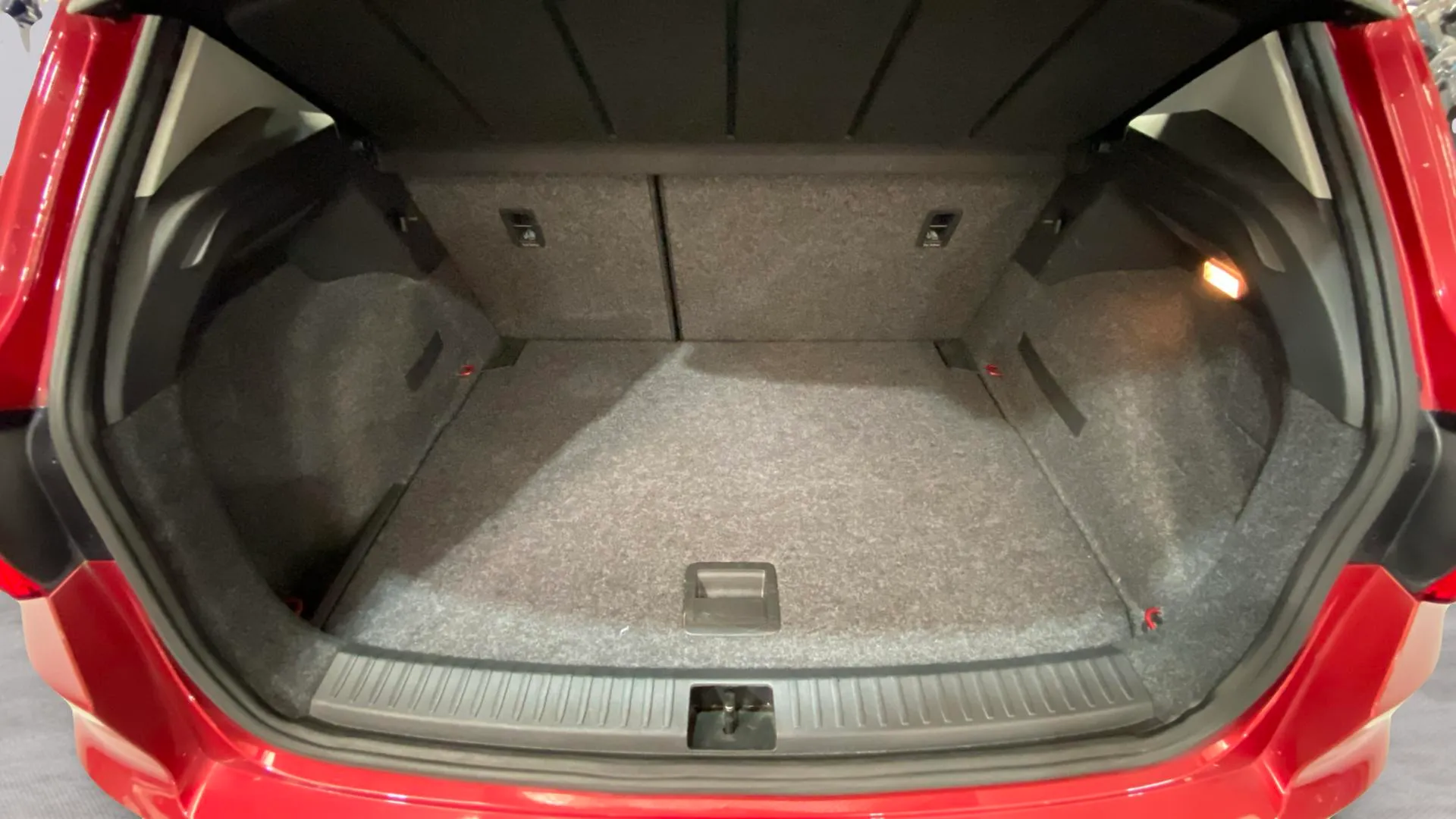 SEAT Arona 1.6 TDI Xcellence Ecomotive - foto 9