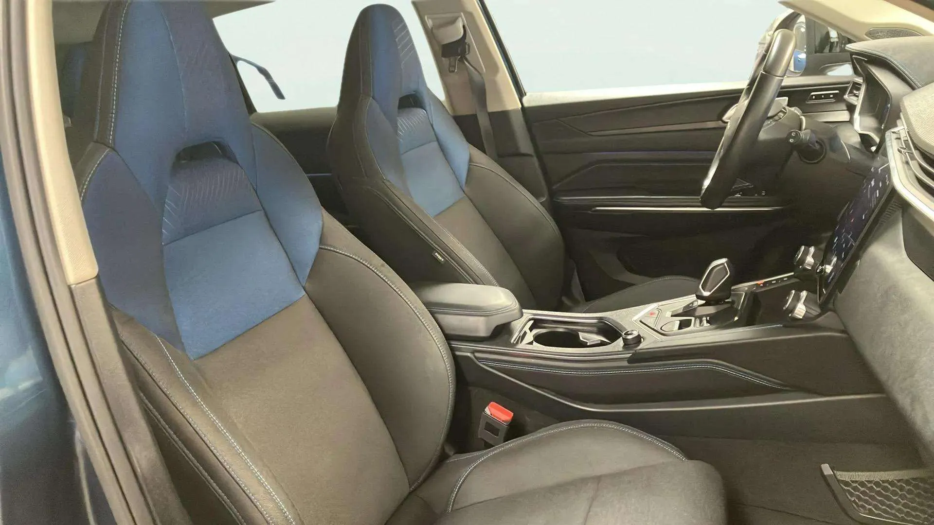 Lynk & Co 01 1.5 PHEV - foto 15