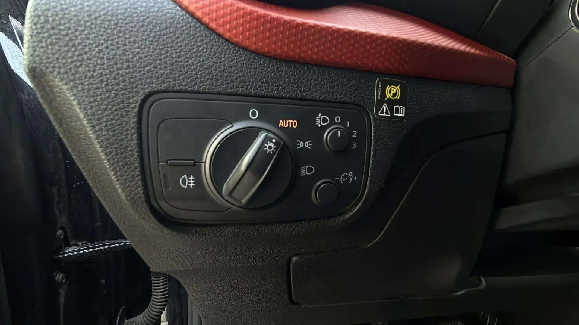 Audi Q2 Advanced 1.6 TDI - foto 21