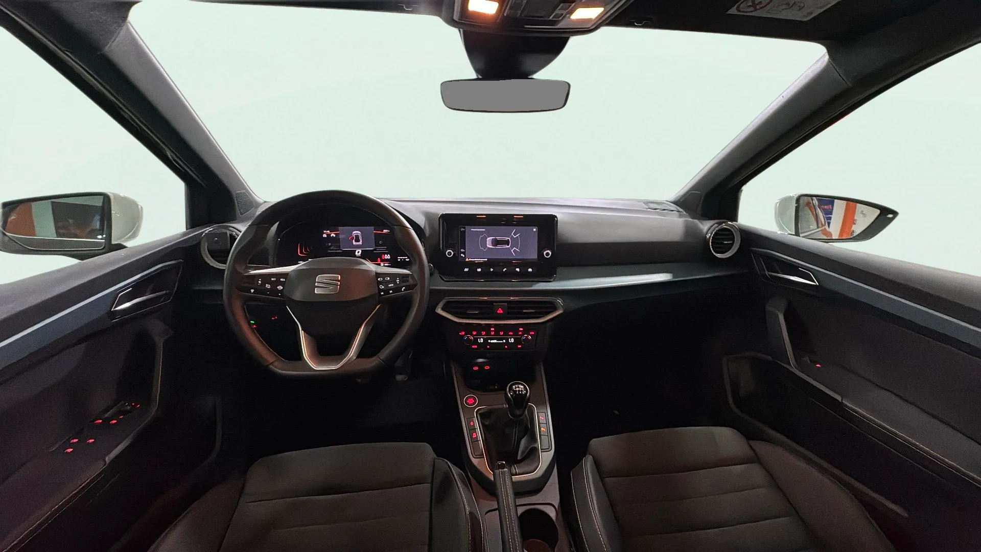 SEAT Arona 1.0 TSI Xperience - foto 9