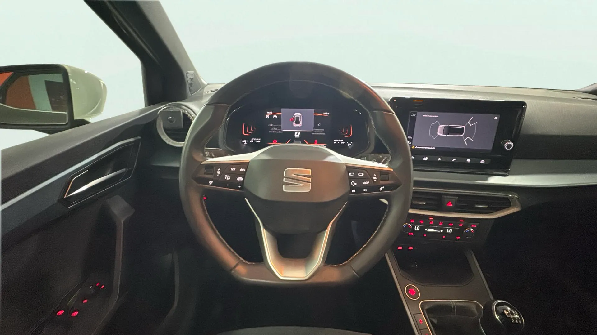 SEAT Arona 1.0 TSI Xperience - foto 11