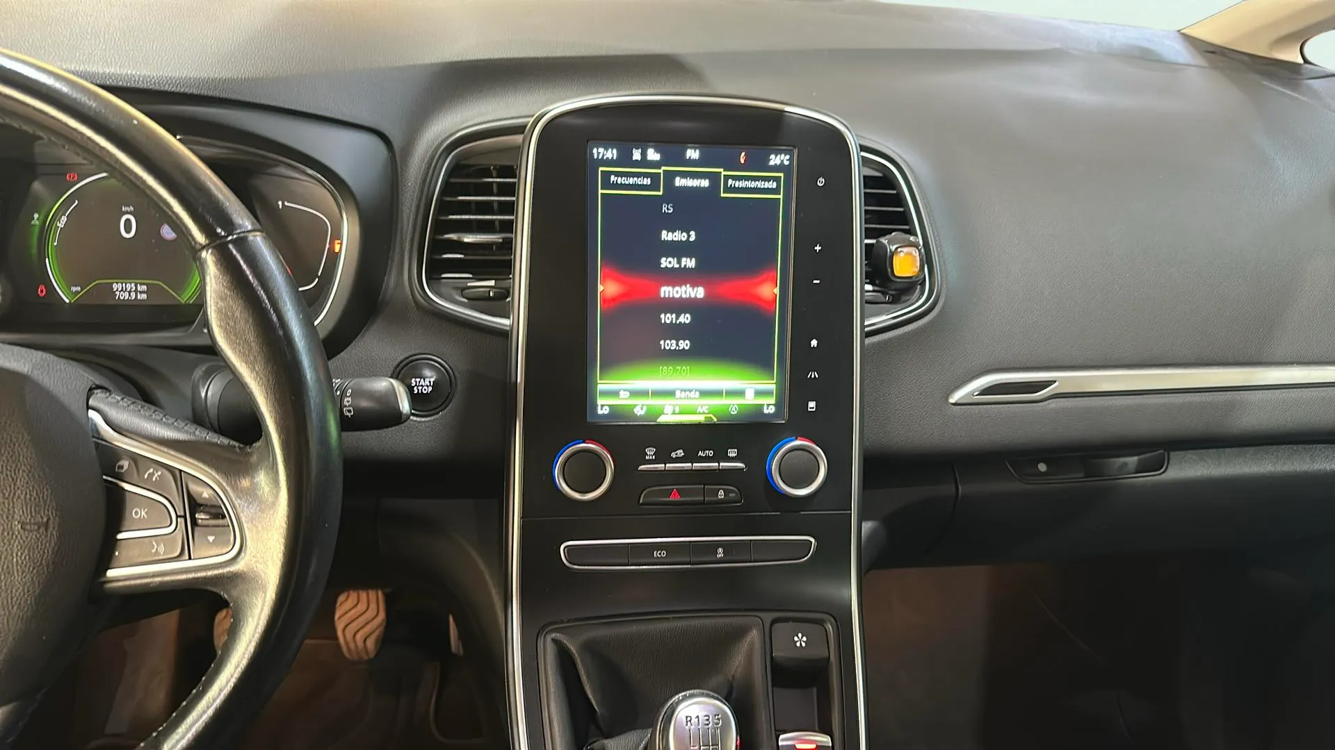 Renault Scénic Zen Energy dCi - foto 12