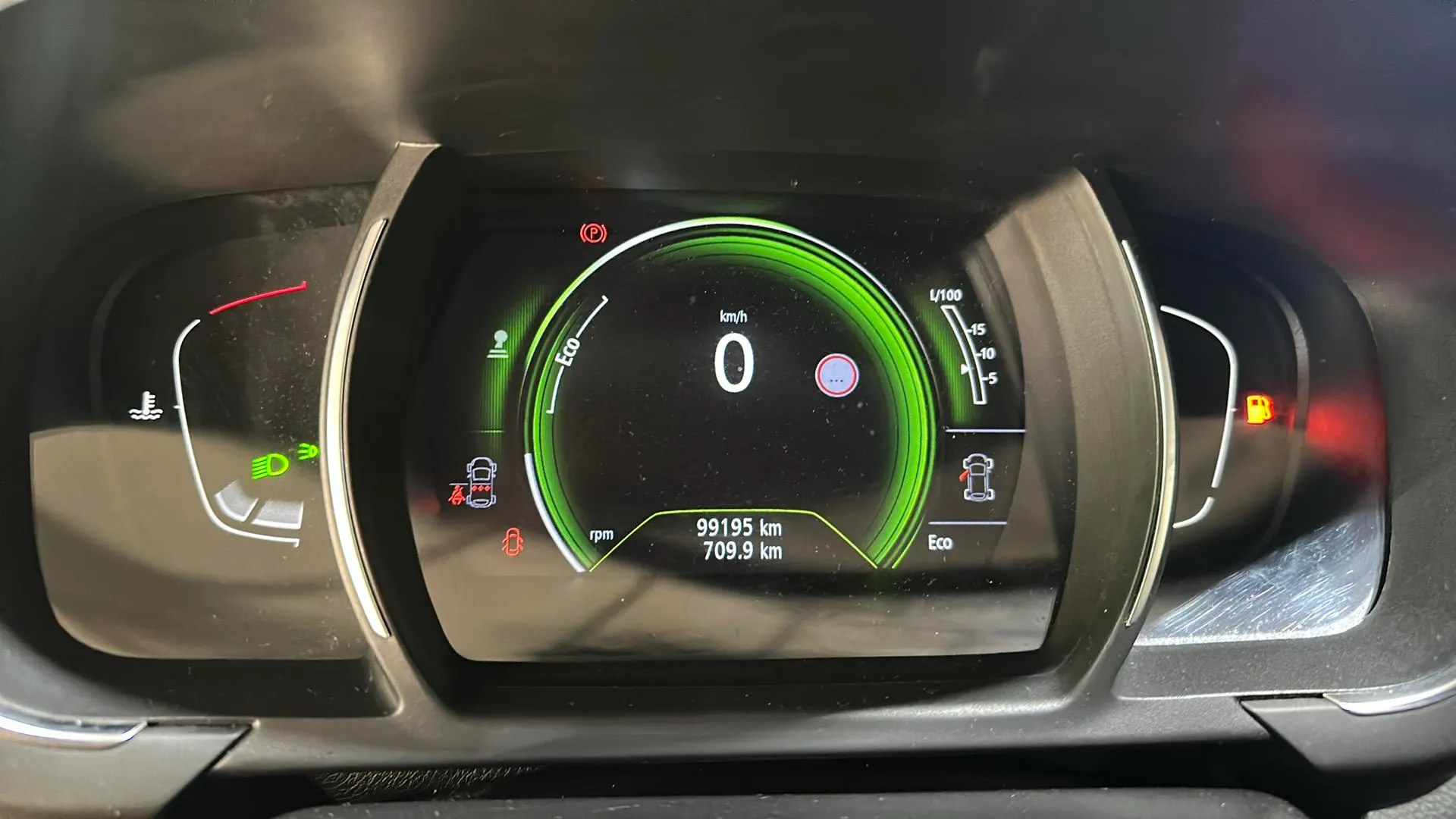 Renault Scénic Zen Energy dCi - foto 9
