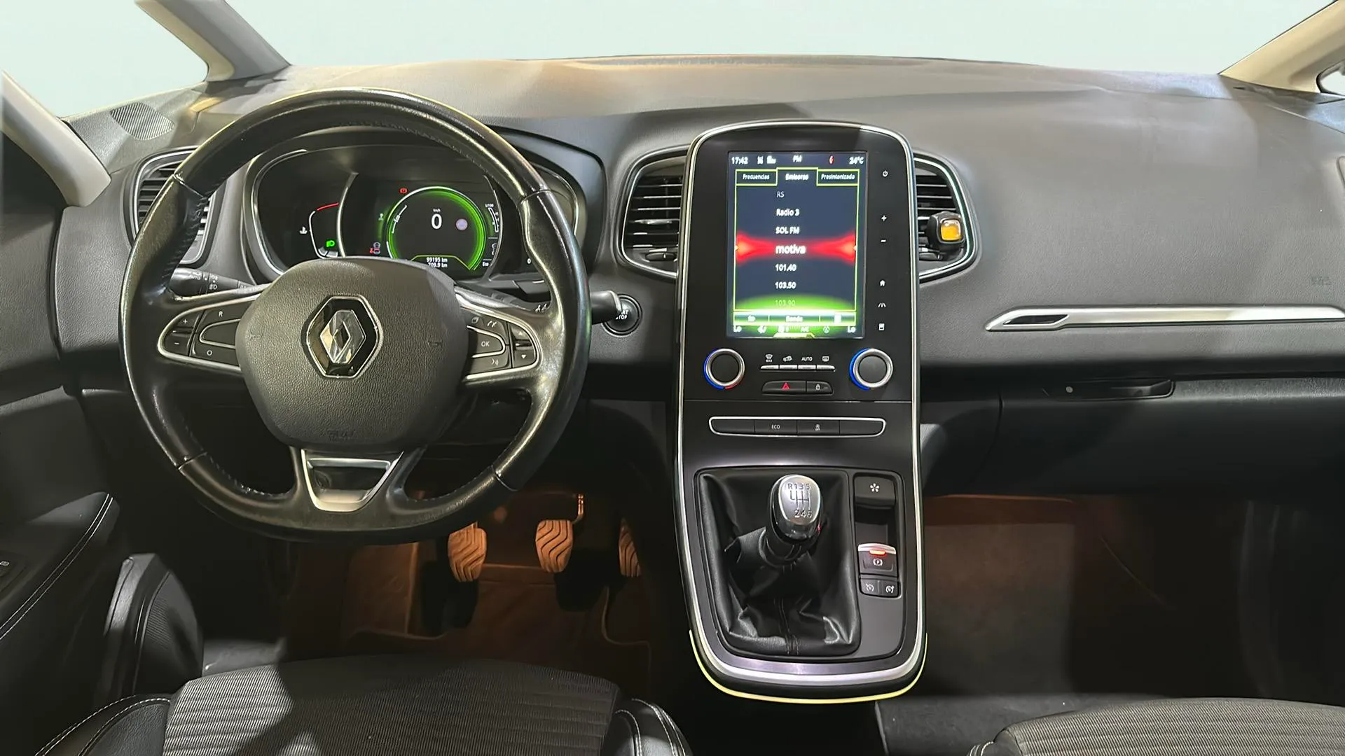 Renault Scénic Zen Energy dCi - foto 10